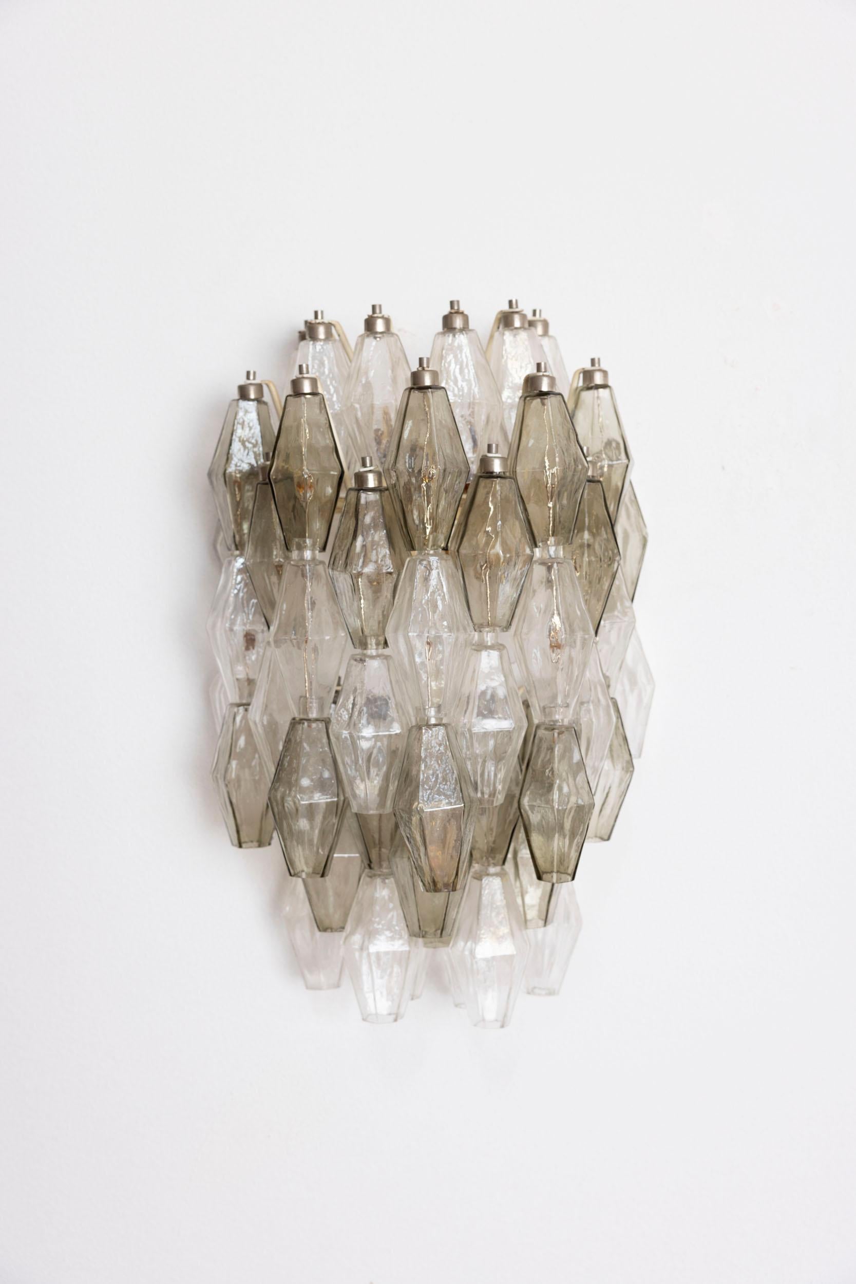 Pair of poliedri wall lights attributed to Carlo Scarpa for Venini For Sale 9