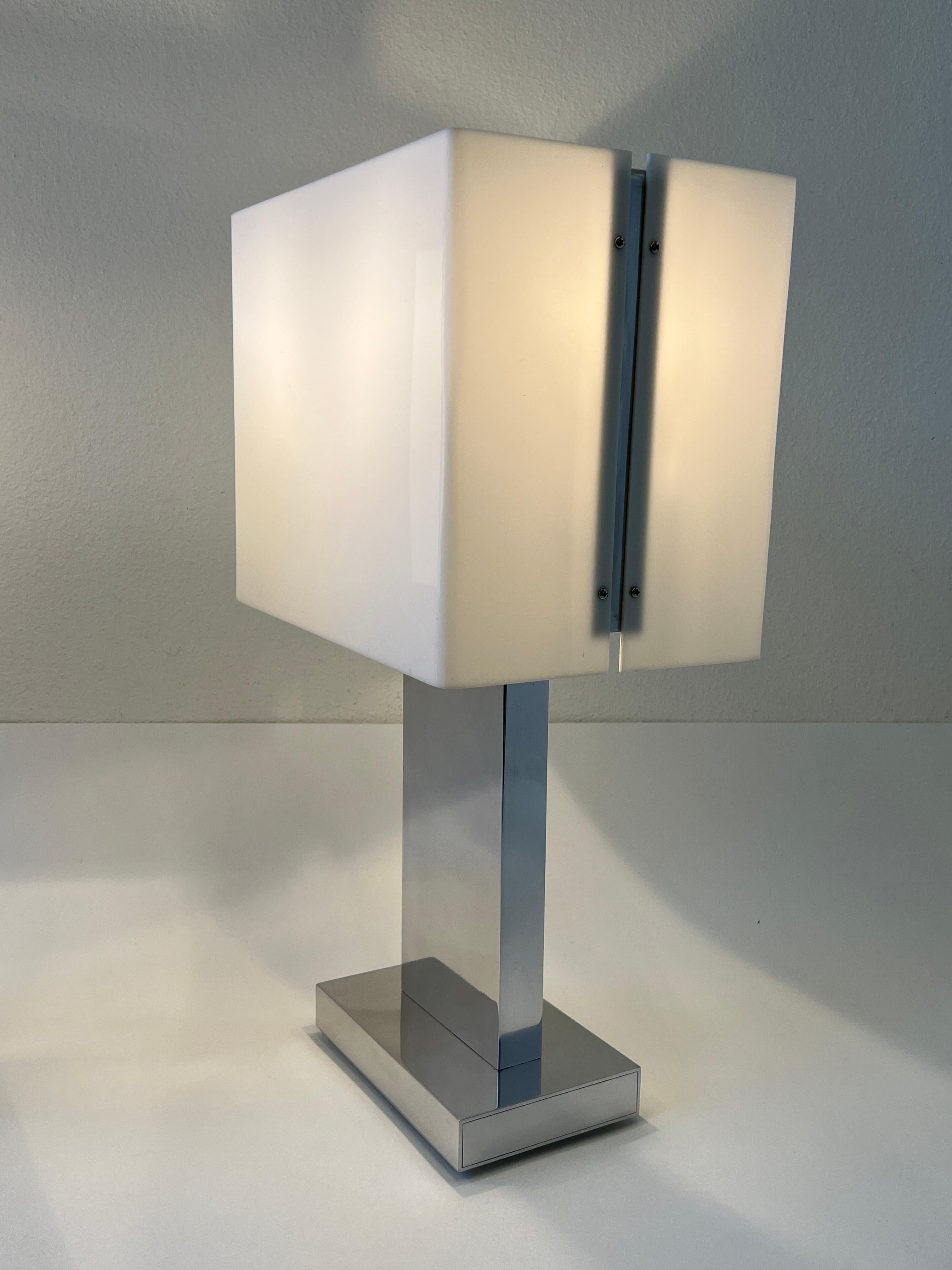 Pair of Polish Aluminum and White Acrylic Table Lamps by Paul Mayen In Good Condition In Palm Springs, CA