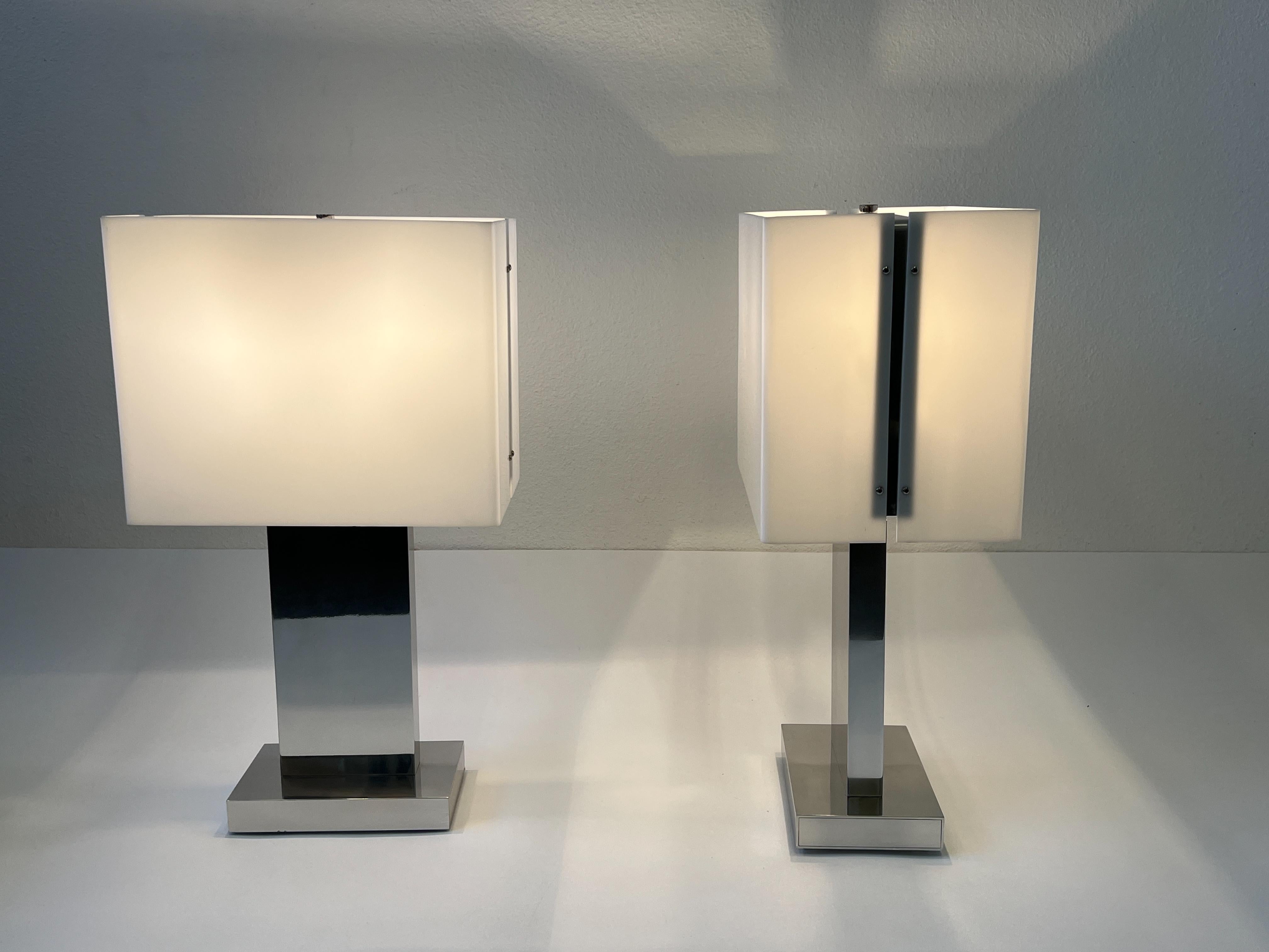 Mid-20th Century Pair of Polish Aluminum and White Acrylic Table Lamps by Paul Mayen