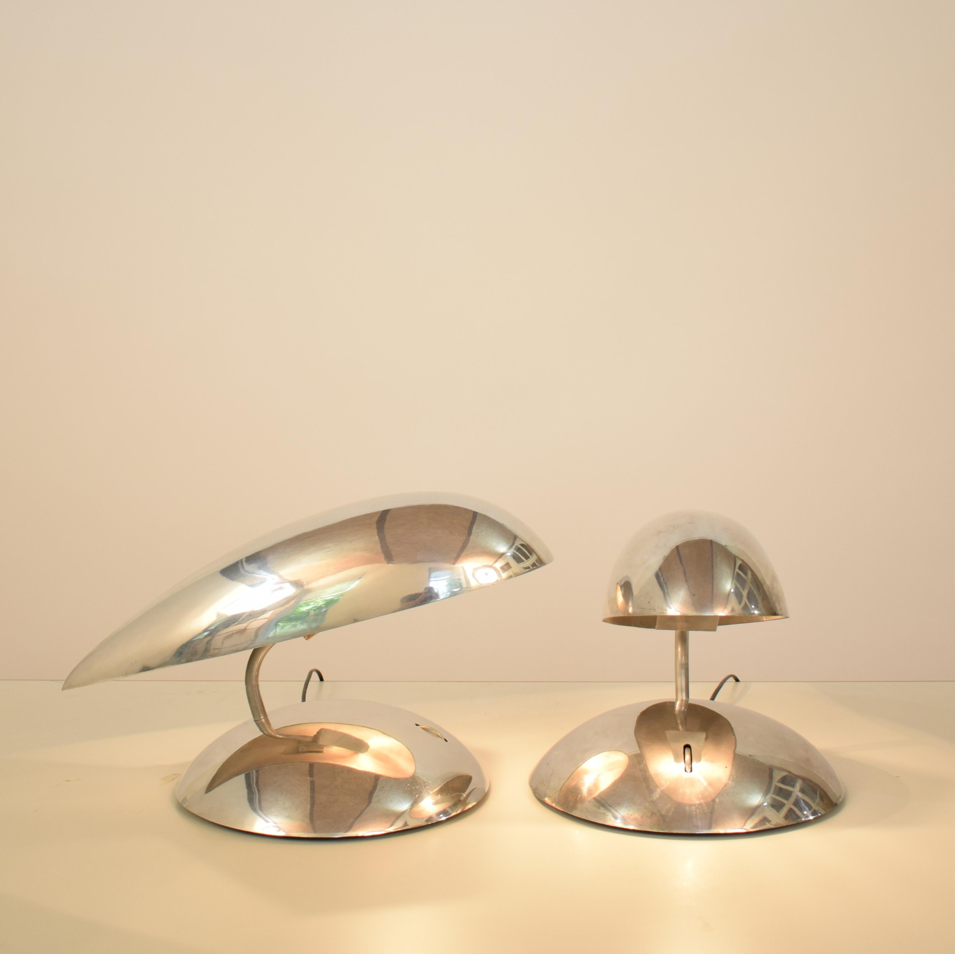 Paar Tischlampen aus poliertem Aluminium aus dem Raumfahrtzeitalter/Mitte des Jahrhunderts aus den 1980er Jahren im Angebot 7