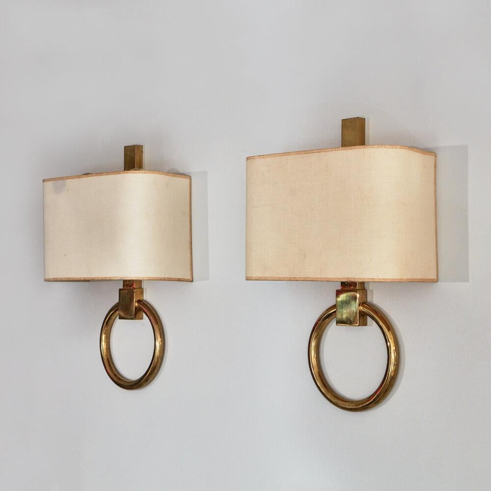 Pair of Polished Brass Sconces In Good Condition In Chicago, IL
