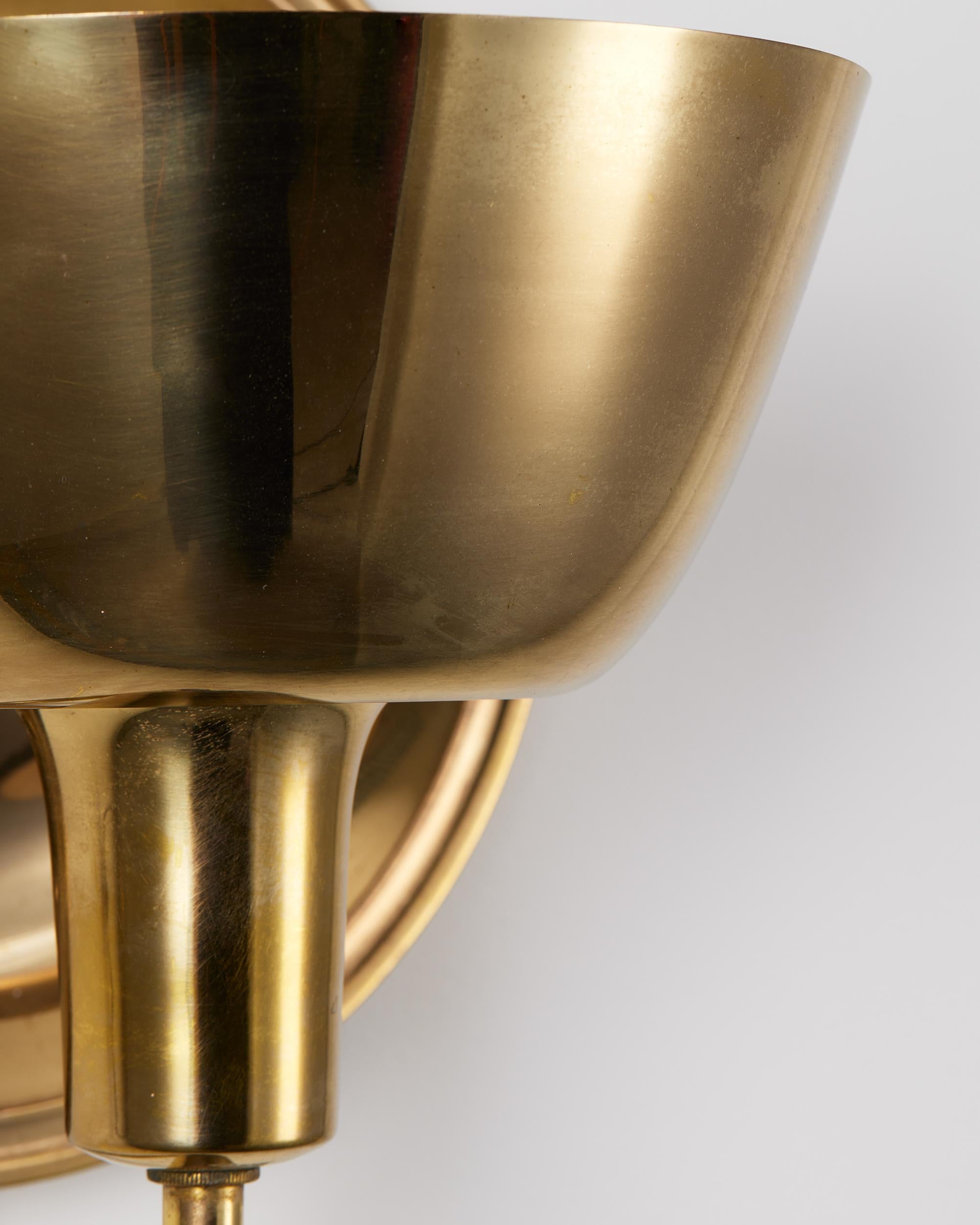 Brass Pair of polished brass wall lights model 2389 by Josef Frank for Svenskt Tenn For Sale
