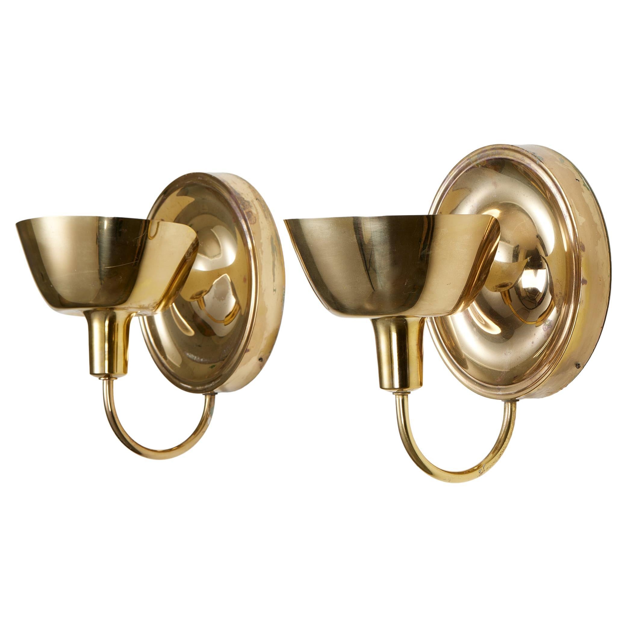 Pair of polished brass wall lights model 2389 by Josef Frank for Svenskt Tenn For Sale