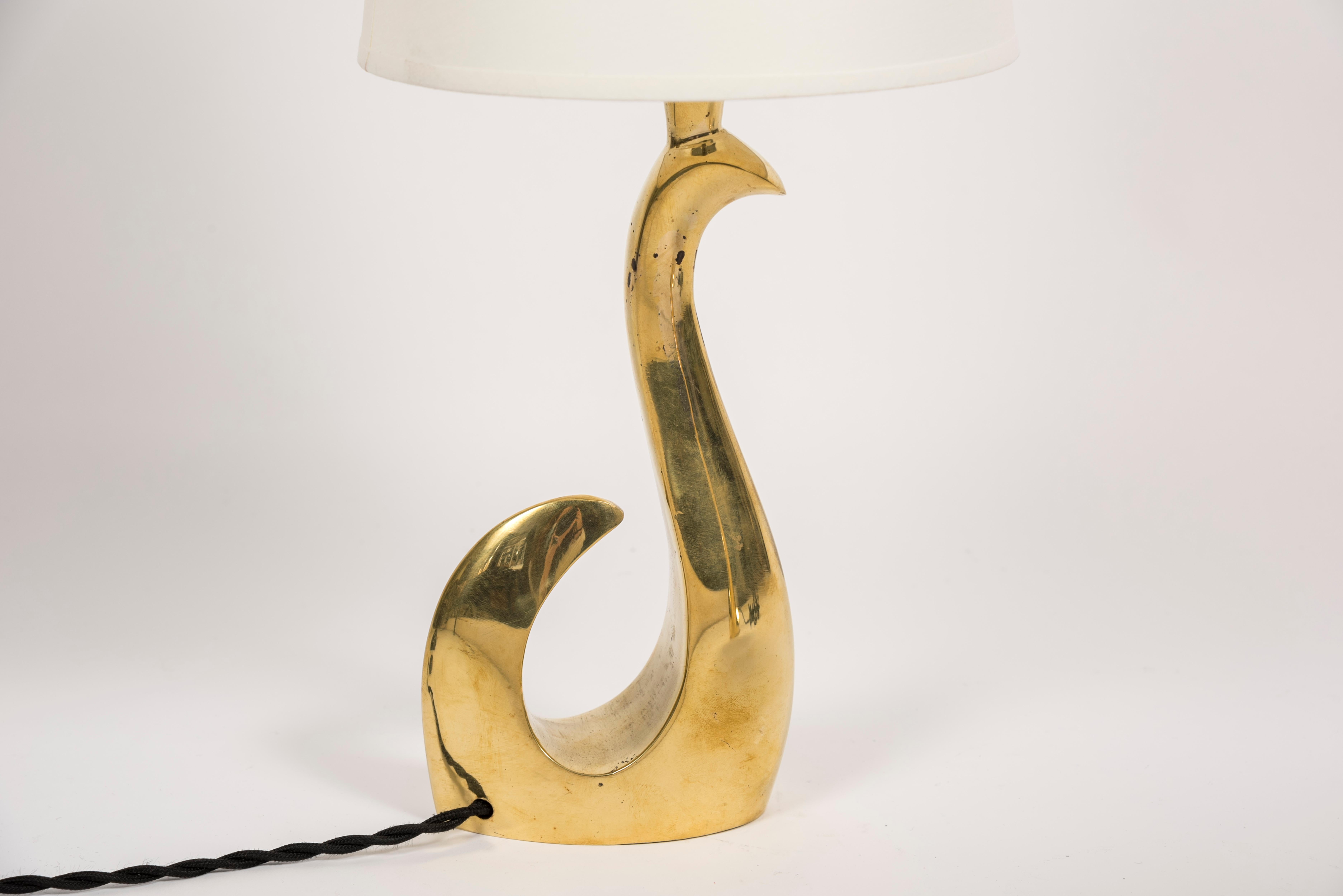 European Pair of Polished Bronze Birds Lamps by Riccardo Scarpa For Sale