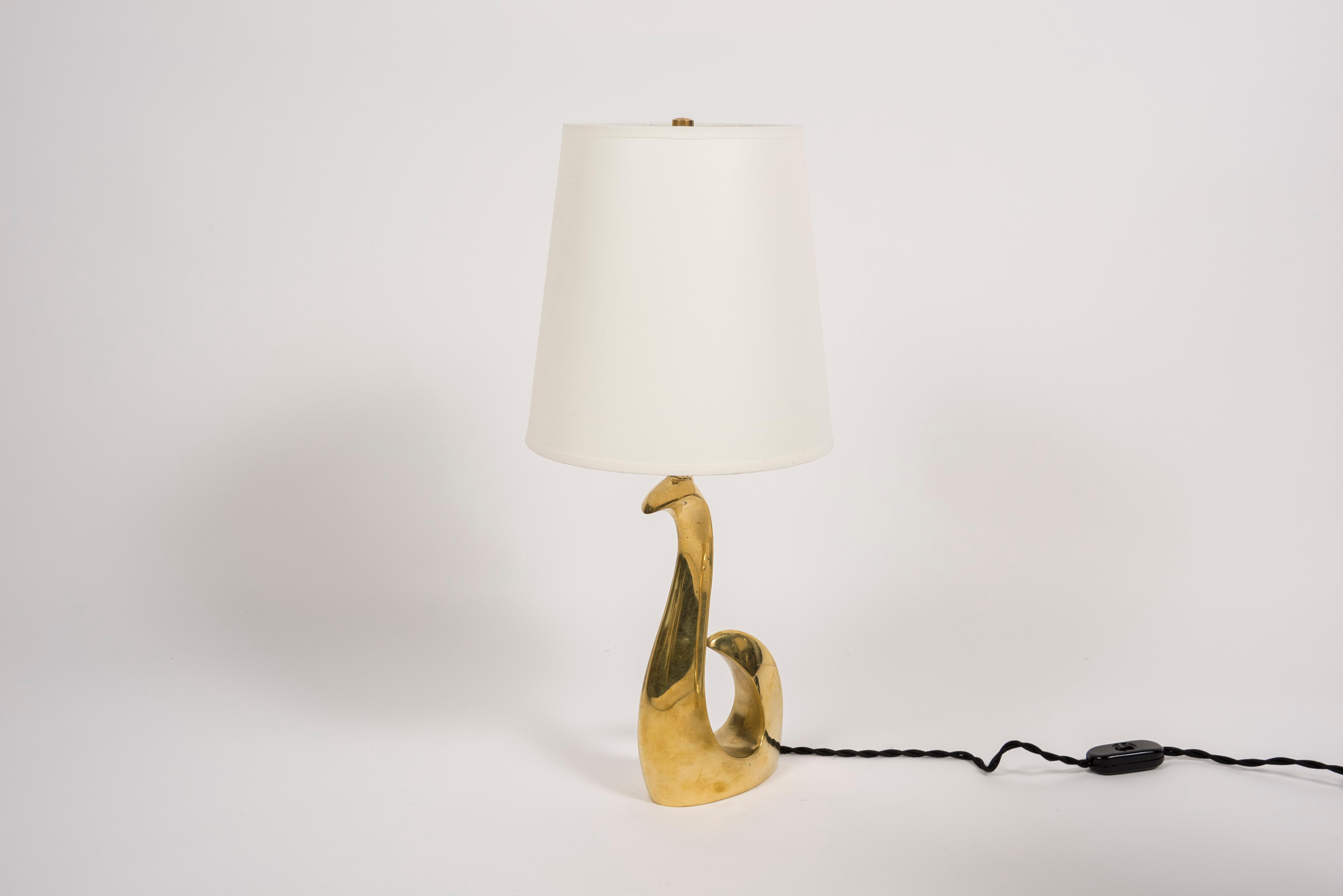 Milieu du XXe siècle Paire de lampes avec oiseaux en bronze poli de Riccardo Scarpa en vente
