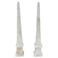 Paire d'obélisques en cristal de roche poli du Brésil