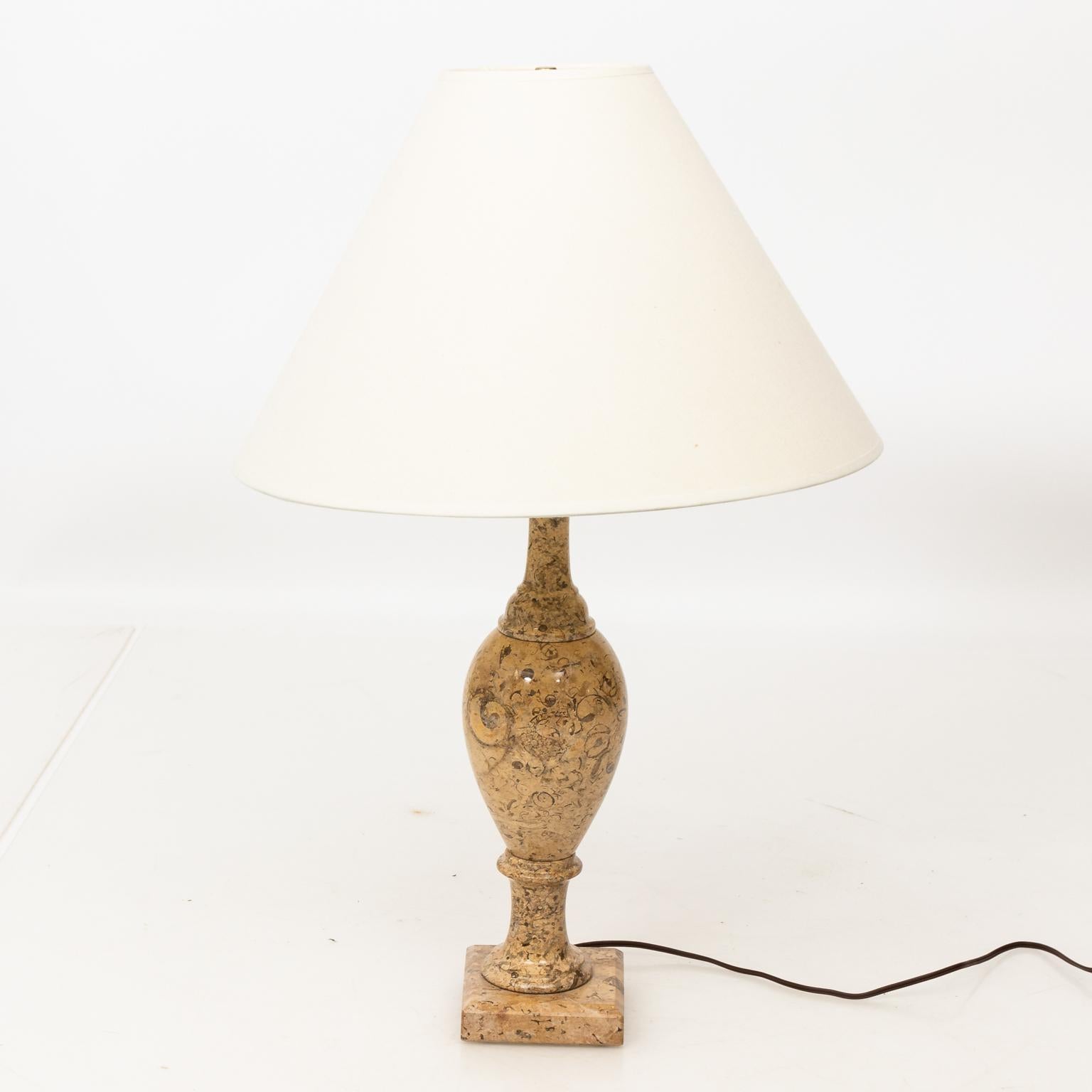 Pair of Polished Travertine Column Table Lamps 11
