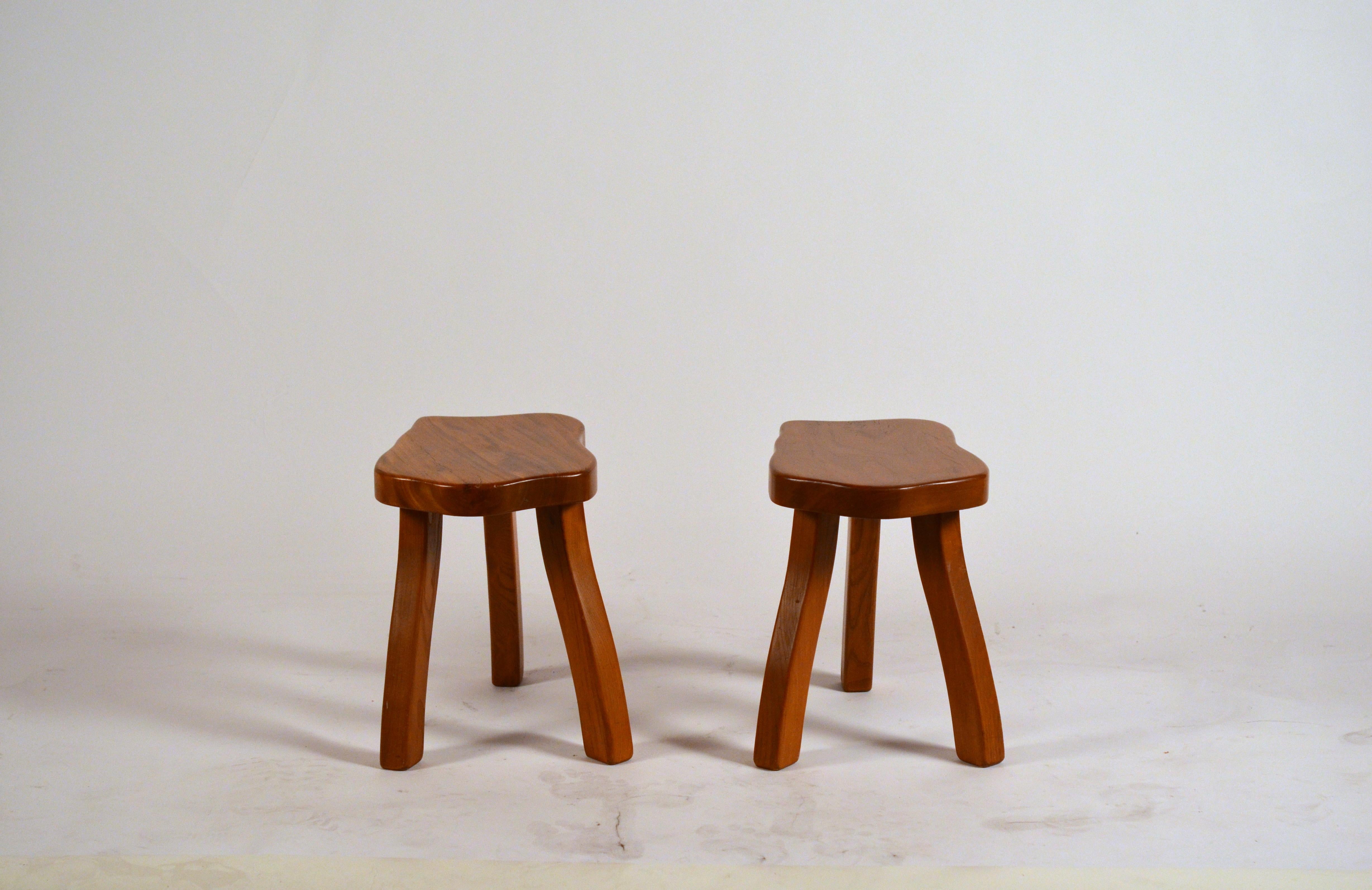 Hand-Carved Pair of Polished Walnut Tripod Stools in the Style of Charlotte Perriand