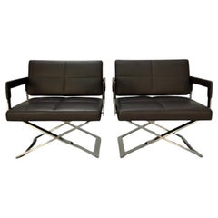 Paire de fauteuils de salon "Aster X" de Poltrona Frau - En cuir brun foncé