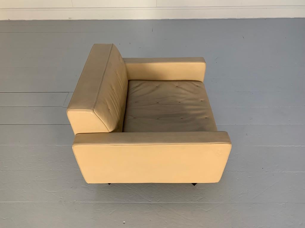 Paire de fauteuils Poltrona Frau pour Ferrari Kennedee en cuir 