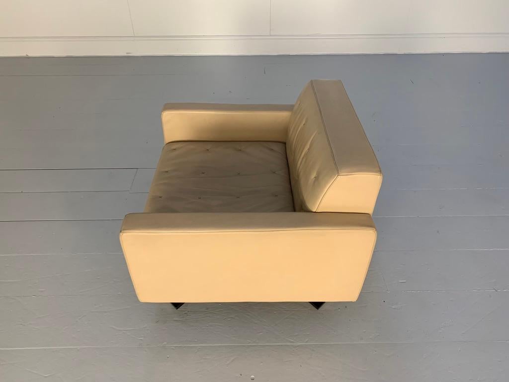 Paire de fauteuils Poltrona Frau pour Ferrari Kennedee en cuir 
