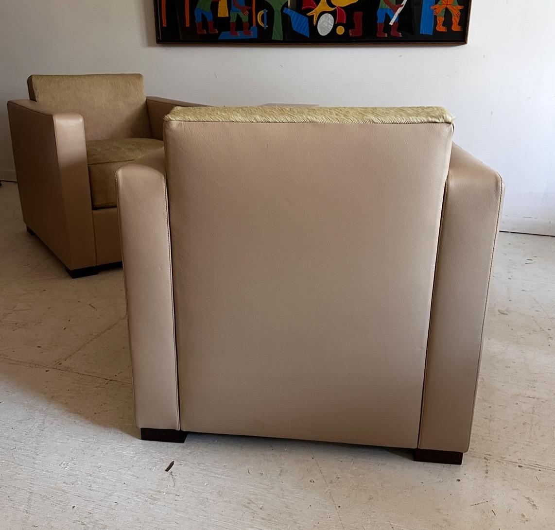 Modern Pair of Poltrona Frau Linea a Armchairs in Cow Hide For Sale