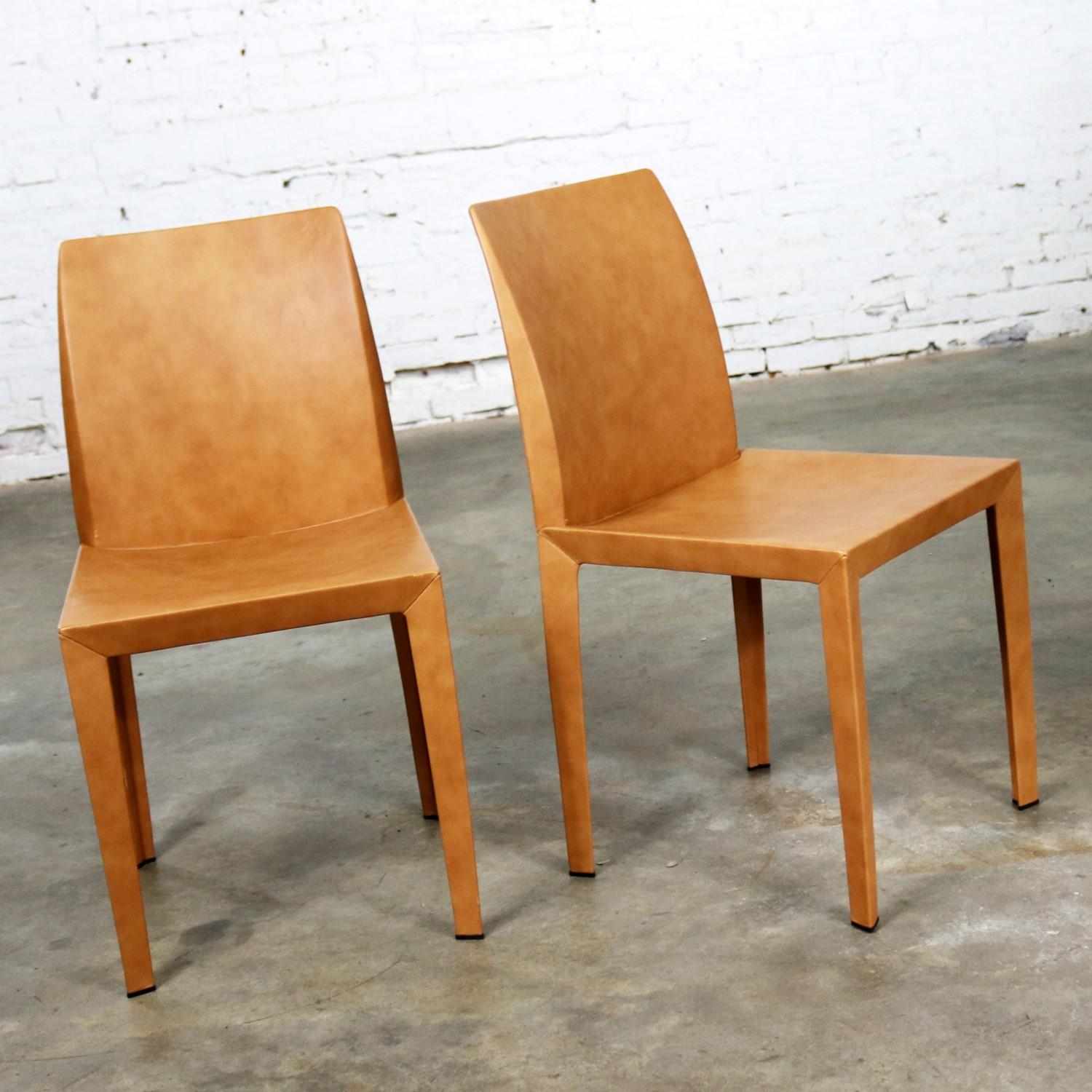 Italian Pair of Poltrona Frau Lola Dining Side Chairs by Pierluigi Cerri Cognac Leather