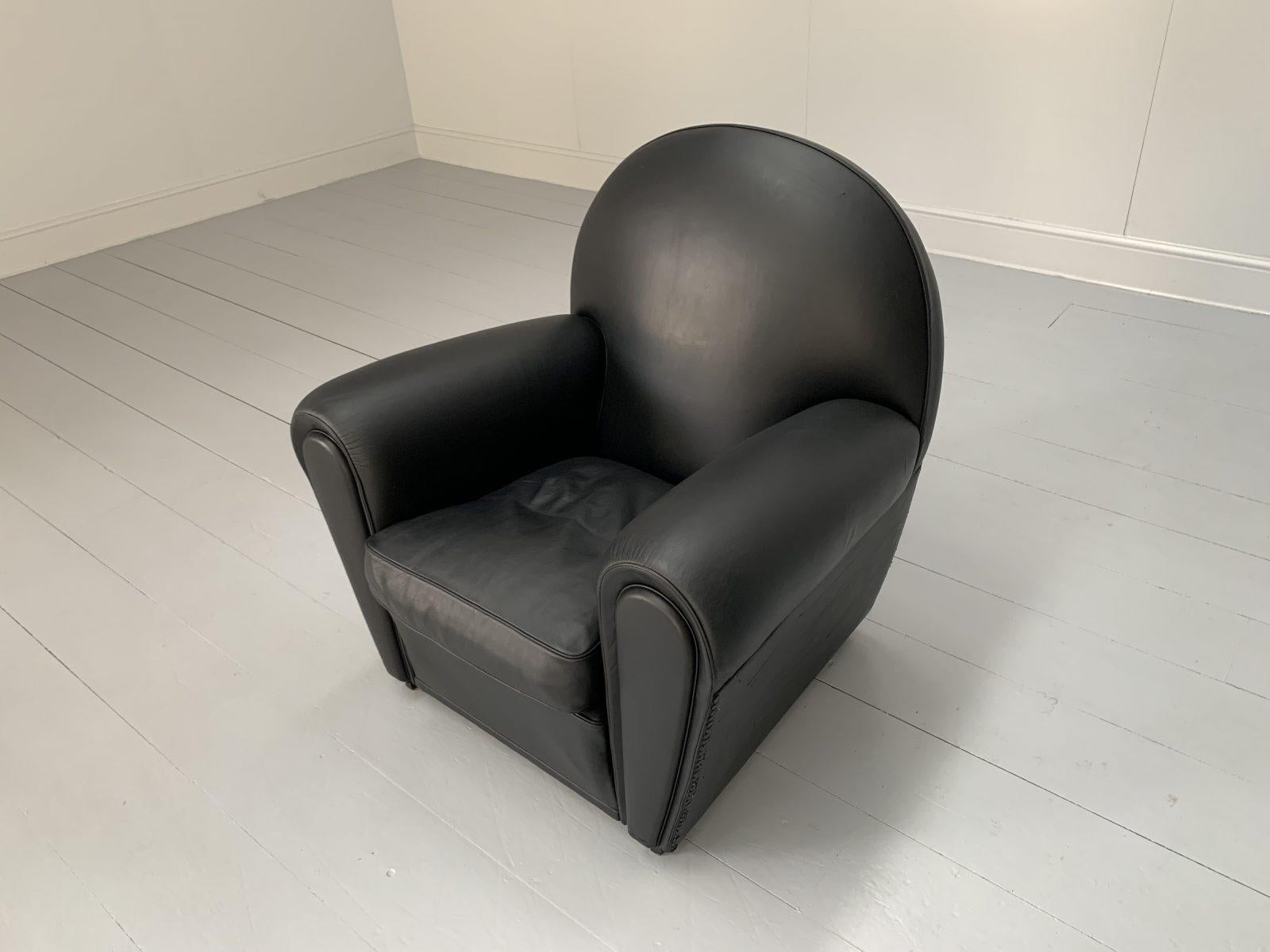 Paire de fauteuils Vanity Fair de Poltrona Frau - En cuir noir Pelle Frau en vente 6