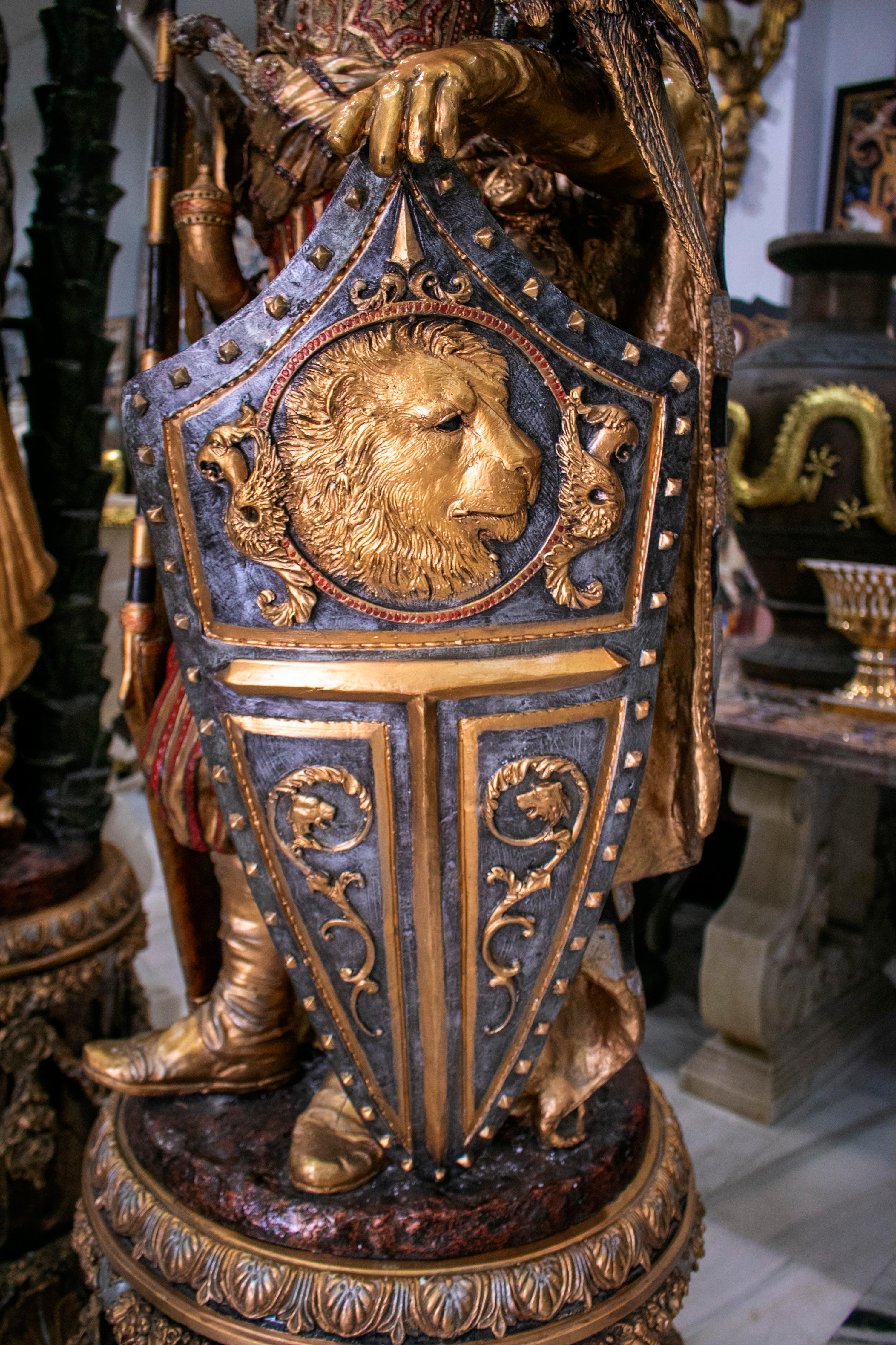 Pair of Polychrome Gilded Bronze Arab Hunters and Palms Sculptures on Pedestals 10