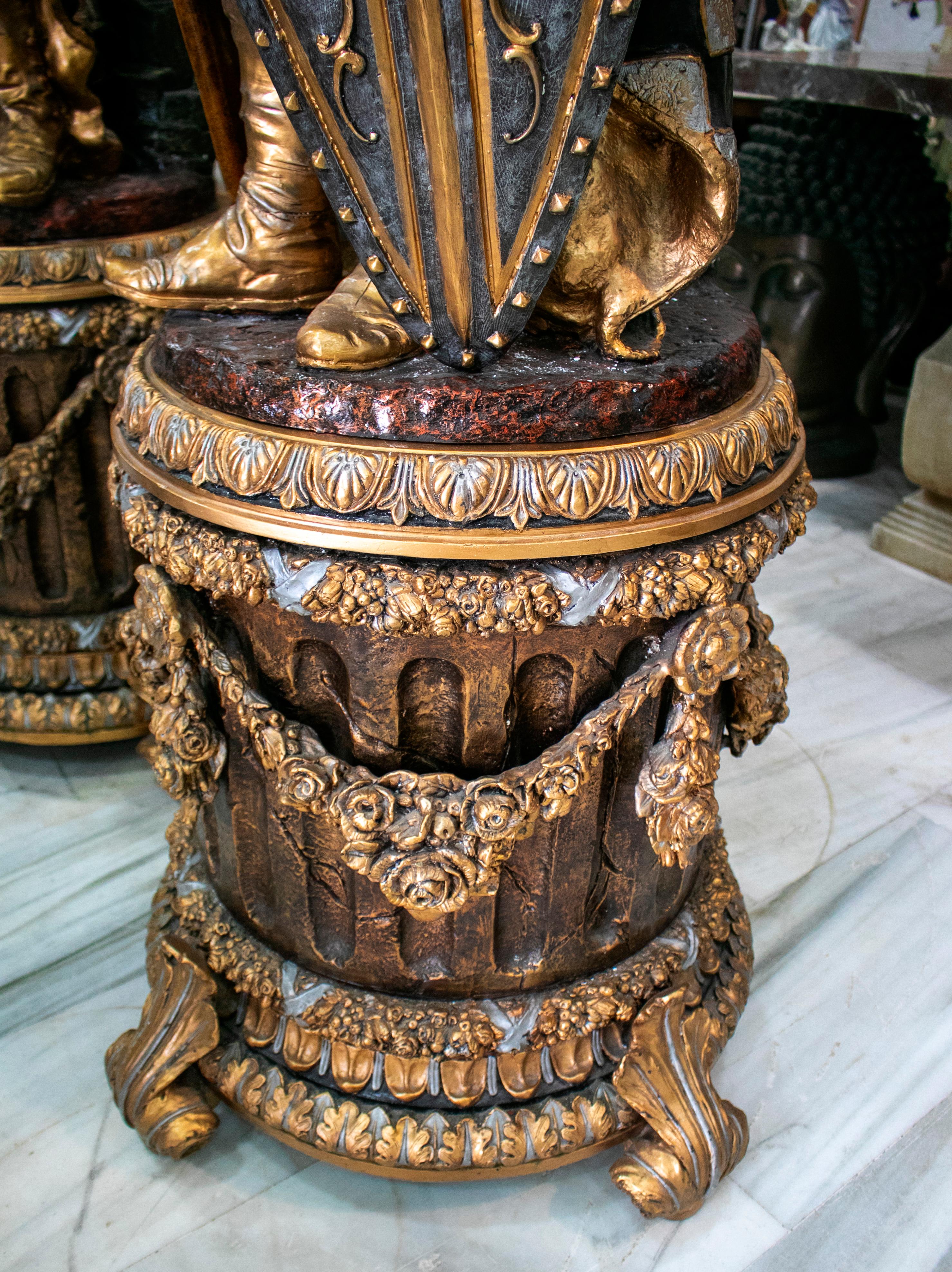 Pair of Polychrome Gilded Bronze Arab Hunters and Palms Sculptures on Pedestals 15