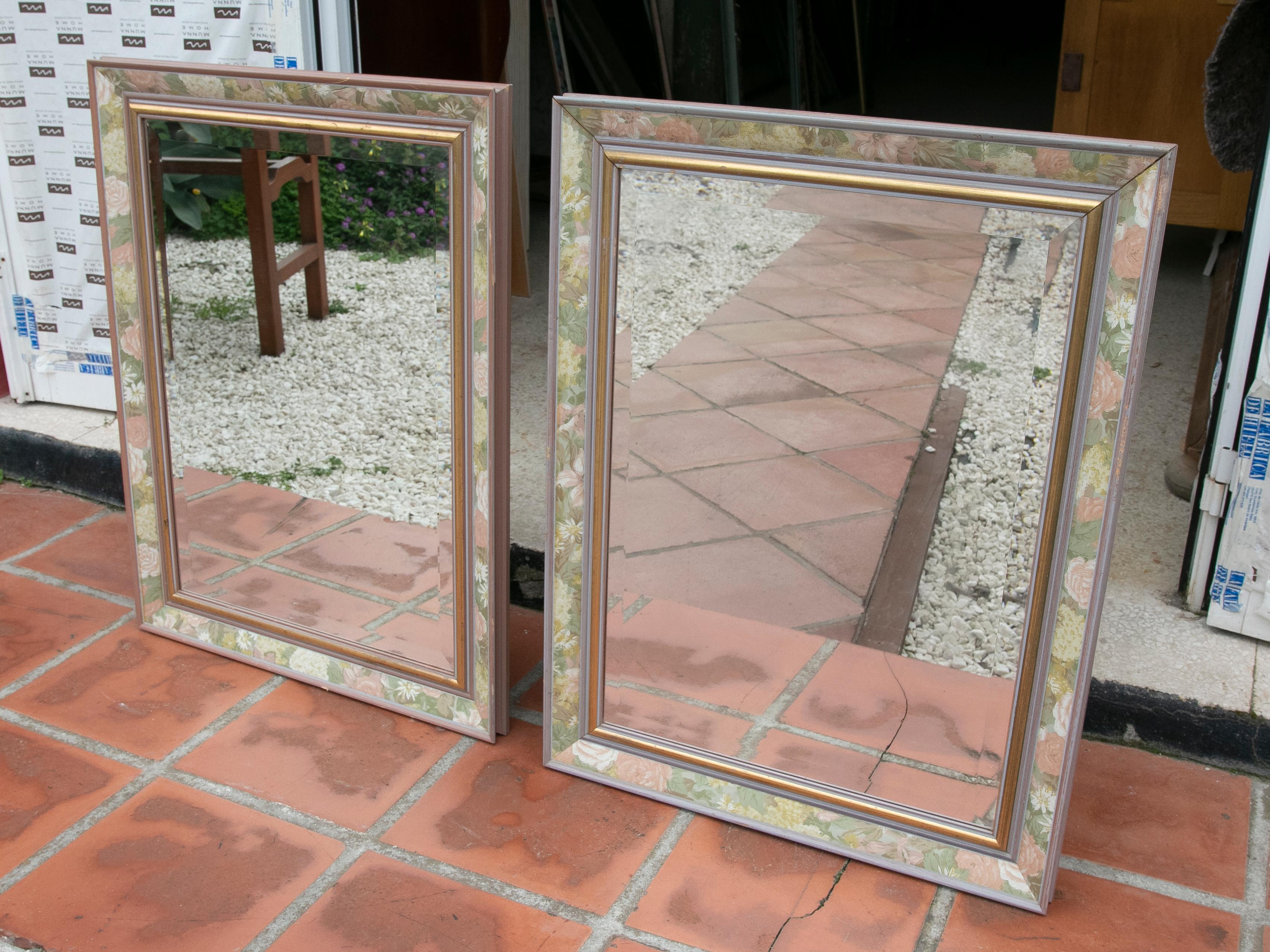 Pair of Polychrome Wooden Mirrors with Flower Scenes  For Sale 6