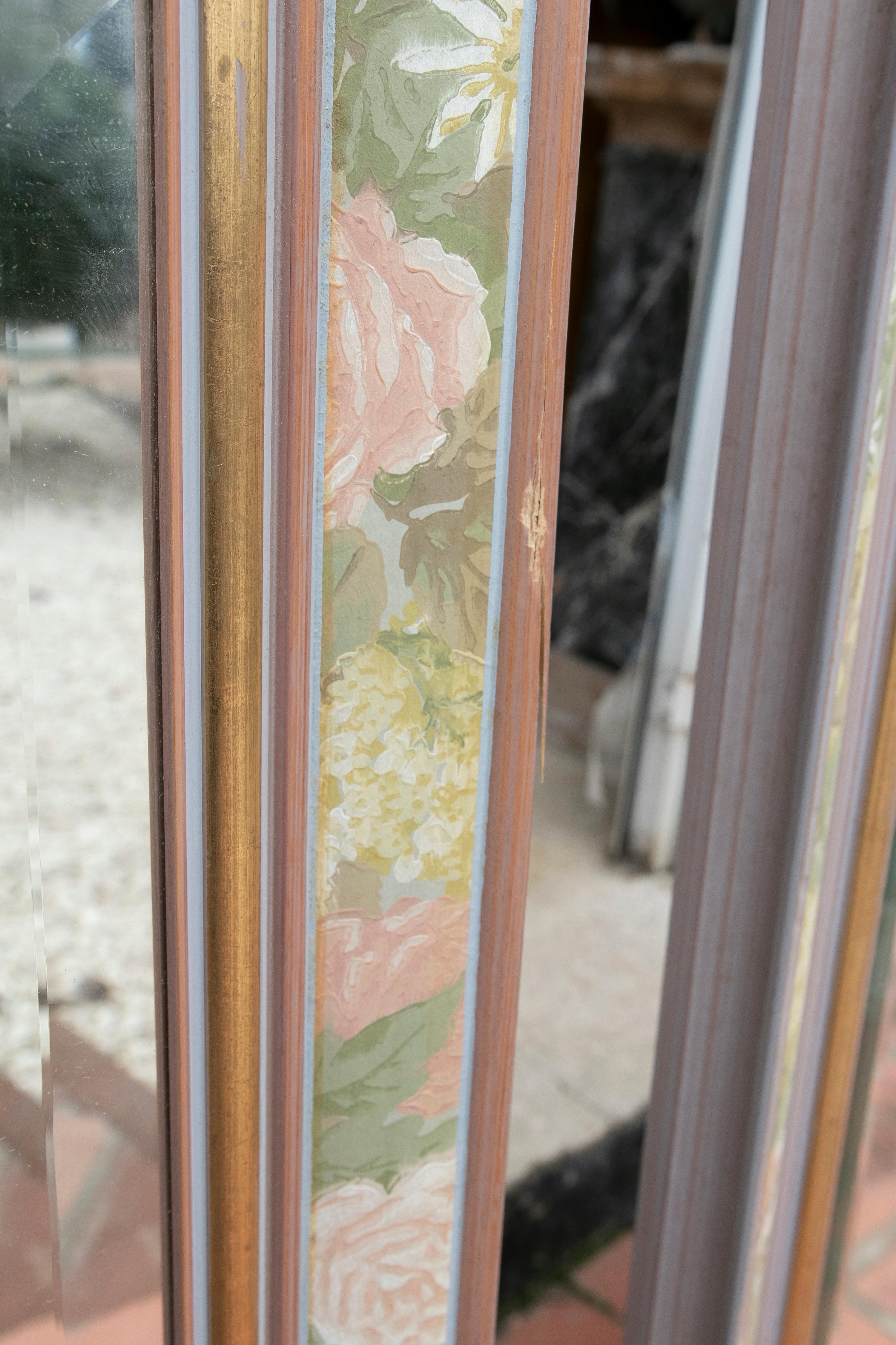 Espagnol Paire de Miroirs en Bois Polychrome avec Scènes de Fleurs  en vente