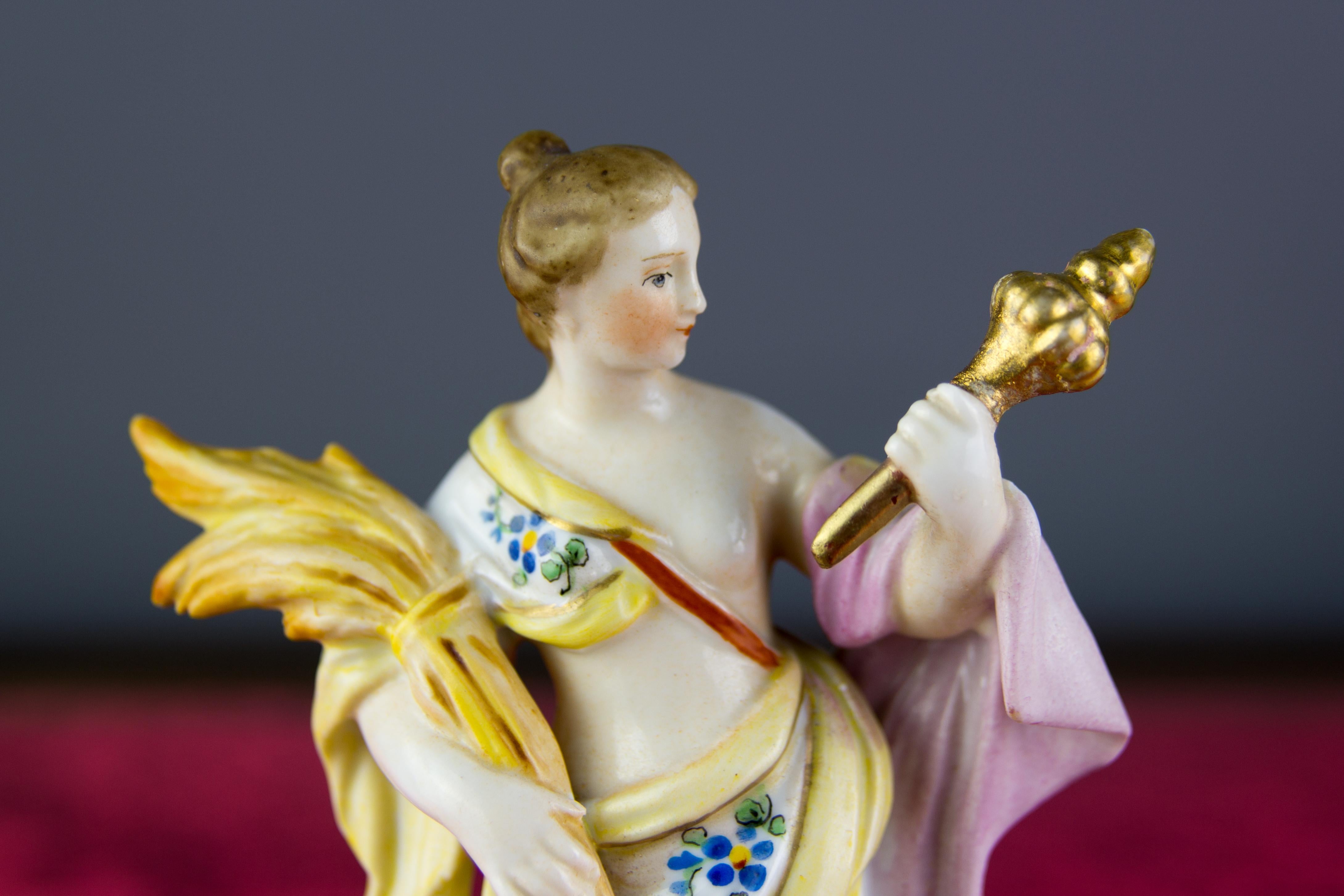 Pair of Porcelain Allegorical Figures by Aelteste Volkstedter Pozellanfabrik For Sale 2