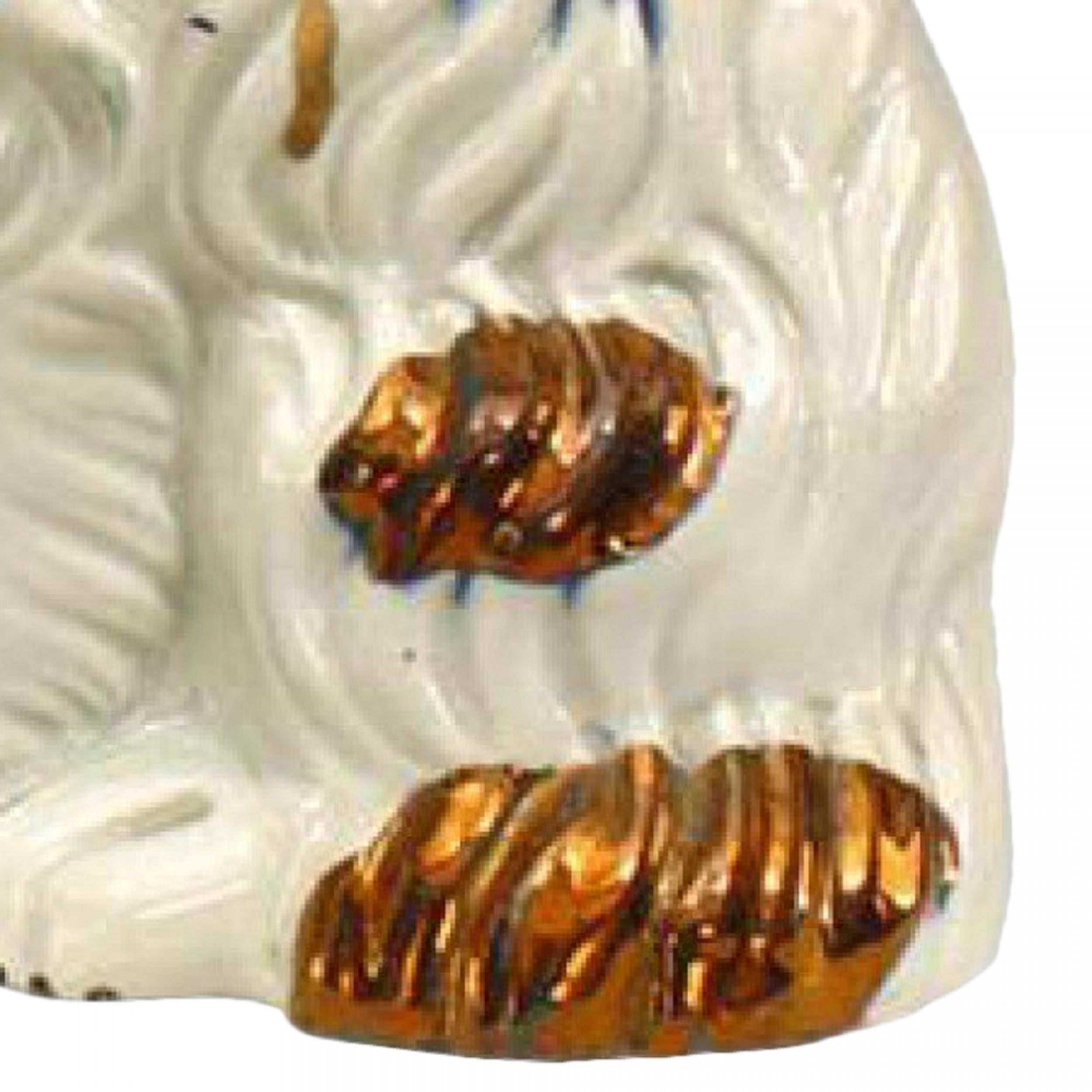 Fait main Paire de chiens Staffordshire en porcelaine et cuivre en vente