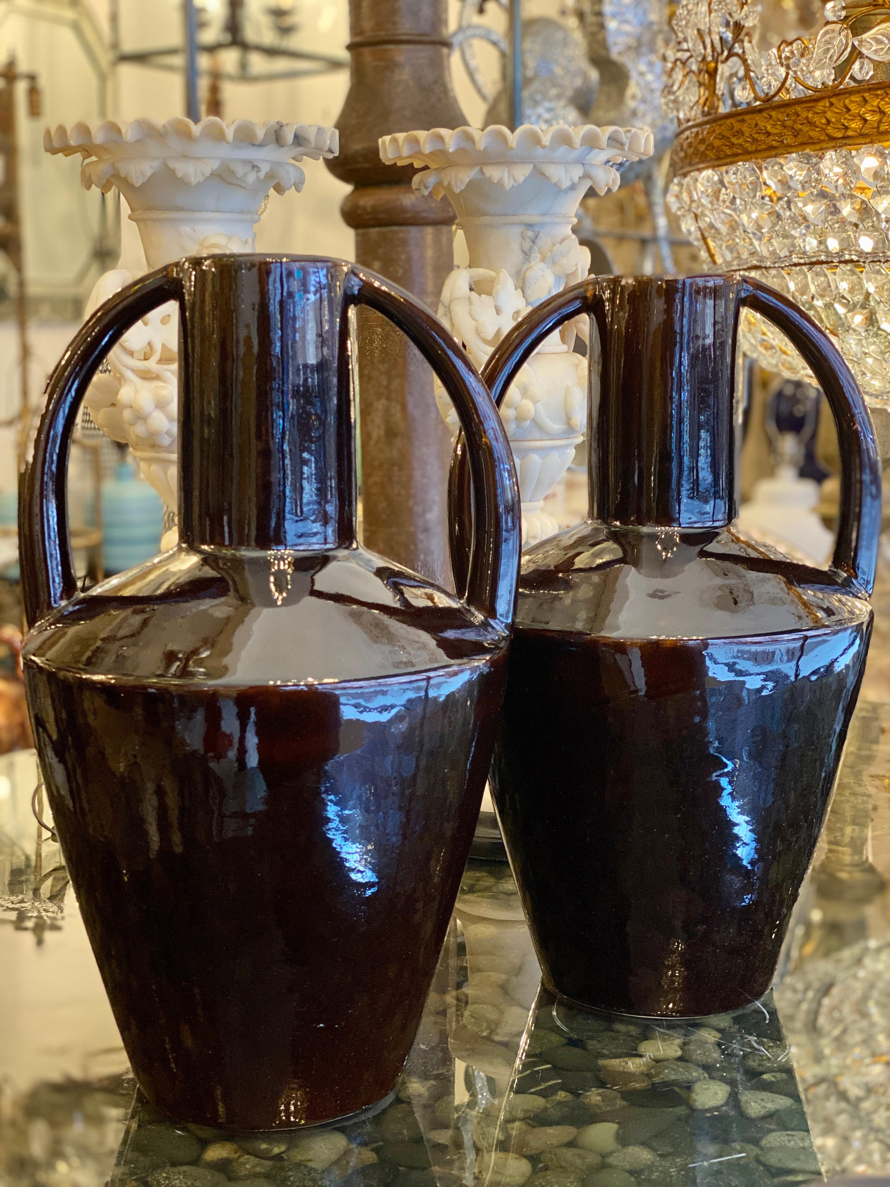 Pair of Porcelain Art Deco Vases In Good Condition For Sale In New York, NY
