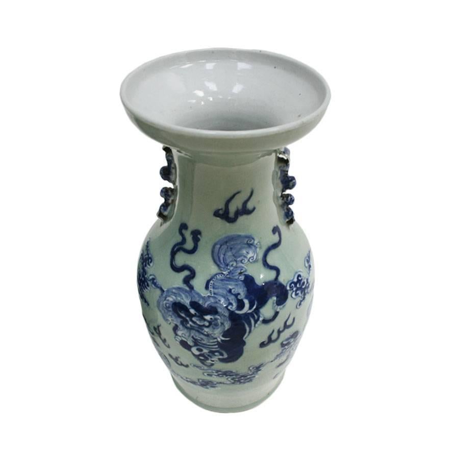 Pair of vases made of Chinese porcelain and handmade molded. It has blue and white hand painted decorative motives. Made in China during Ching dynasty, (1862-1874).
We can provide a “Certificate of Authenticity”.