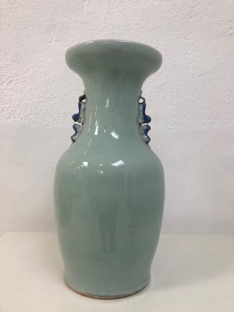 Pair of Porcelain Blue and White Chinese Decorative Vases 3