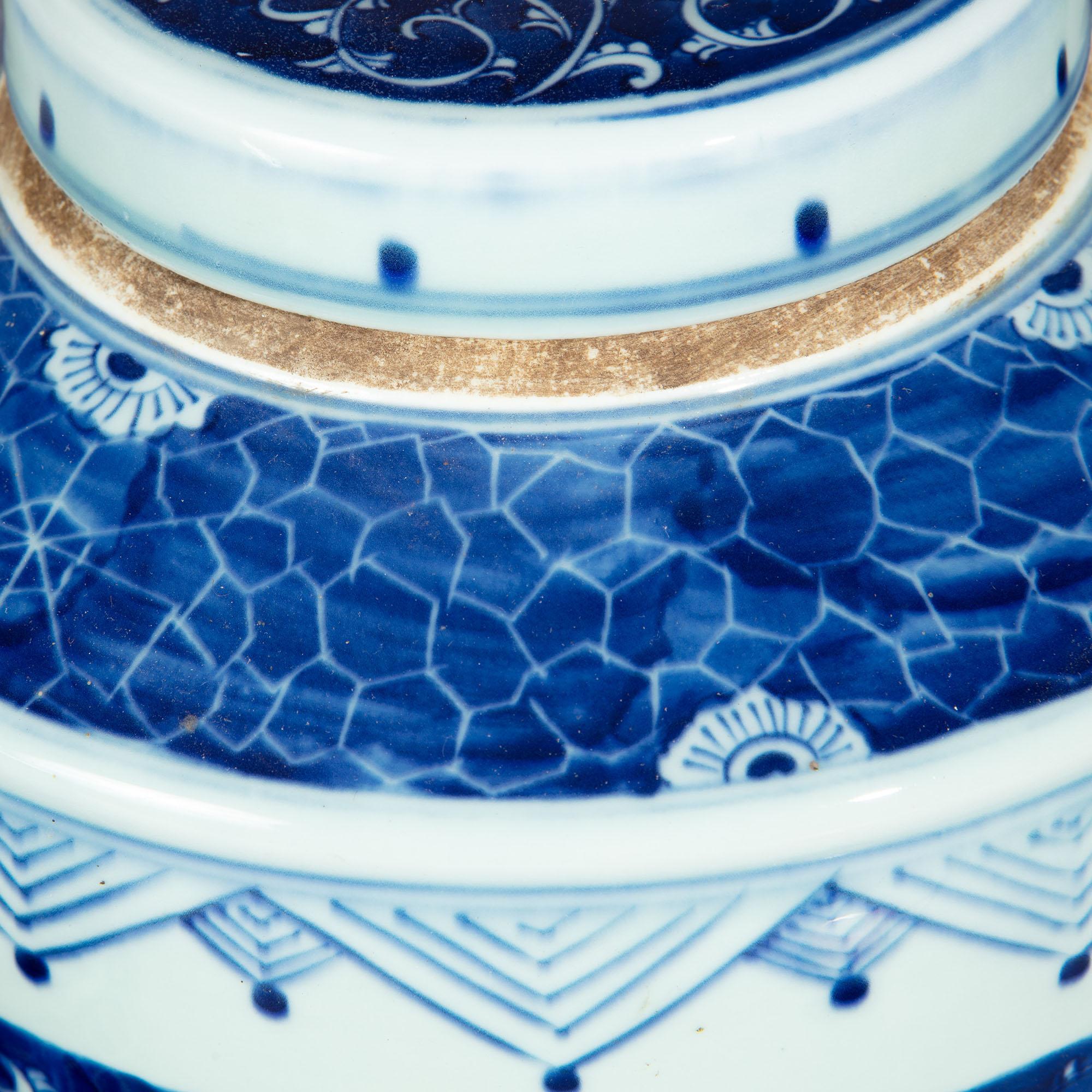 Paar blaue und weiße Ingwergefäße aus Porzellan als Tischlampen montiert im Zustand „Hervorragend“ im Angebot in London, by appointment only