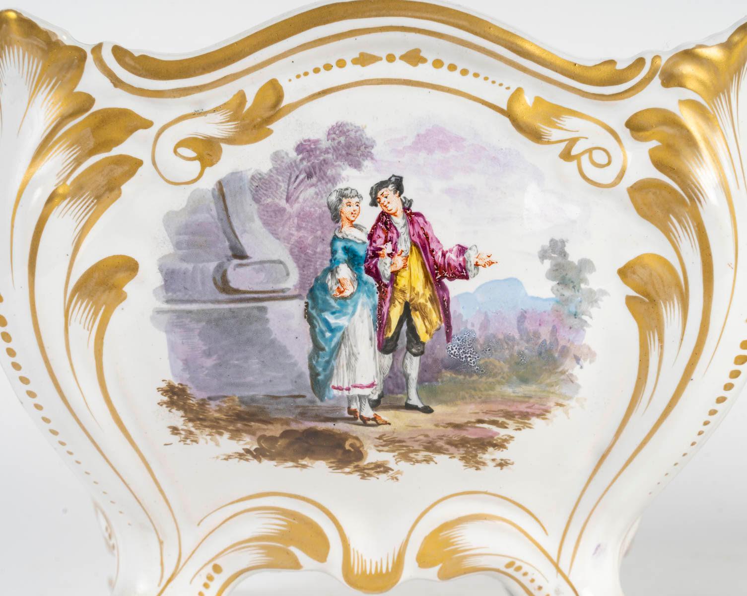 Coppia di bouquetières in porcellana, XIX secolo, periodo Napoleone III. In condizioni buone in vendita a Saint-Ouen, FR
