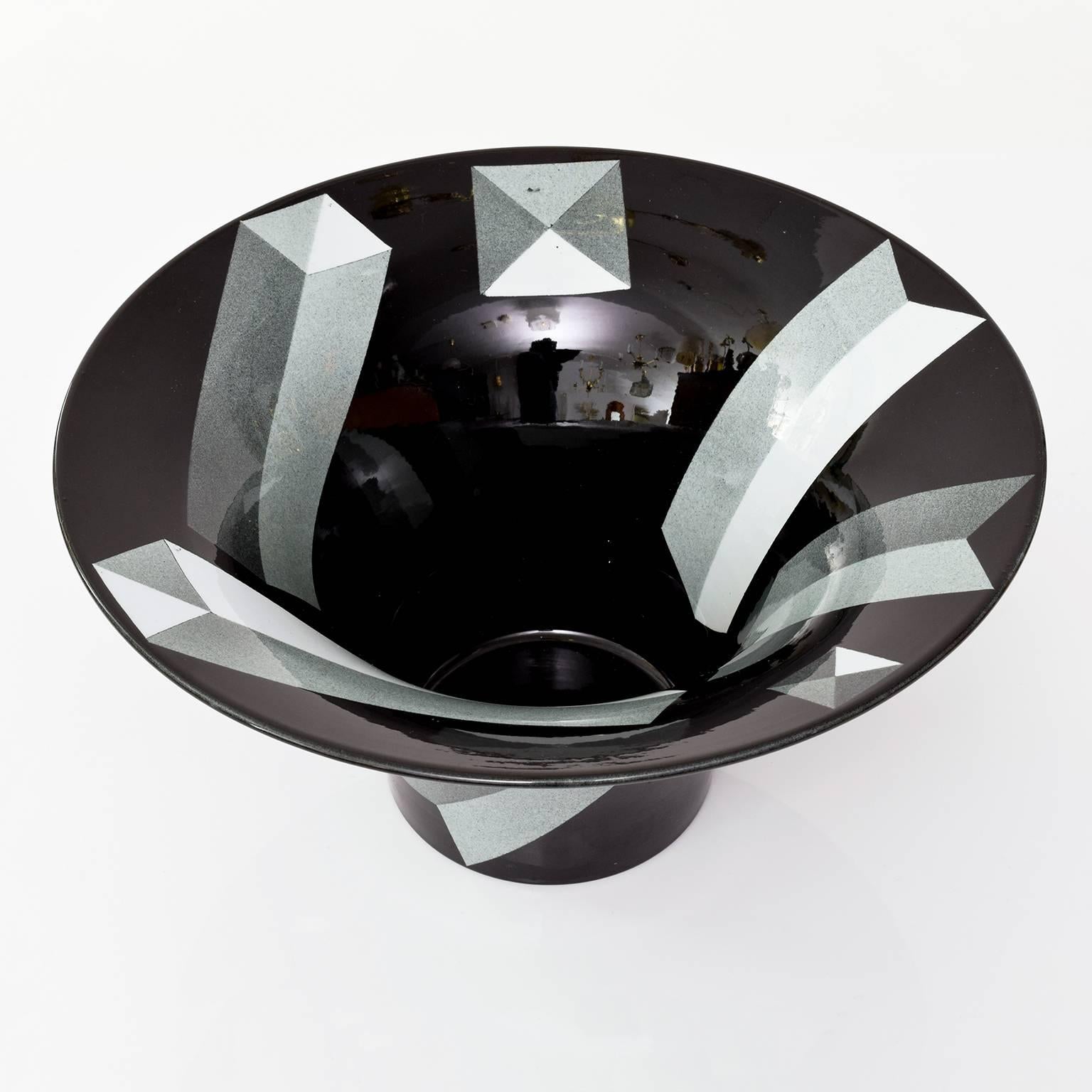 20th Century Pair of Porcelain Bowls by Rolf Sinnemark, Rörstrand