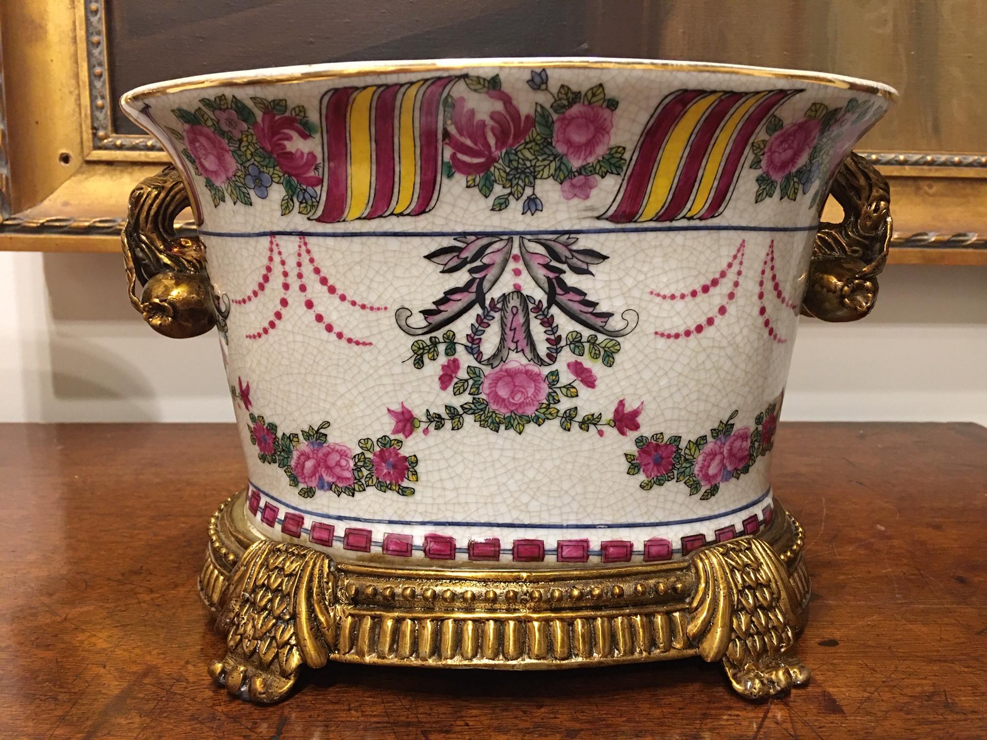 Pair of Porcelain Cache Pots or Jardinières with a Floral Motif, 20th Century 2