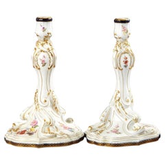 Par de candelabros de porcelana, de Meissen (Alemania), años 20-30
