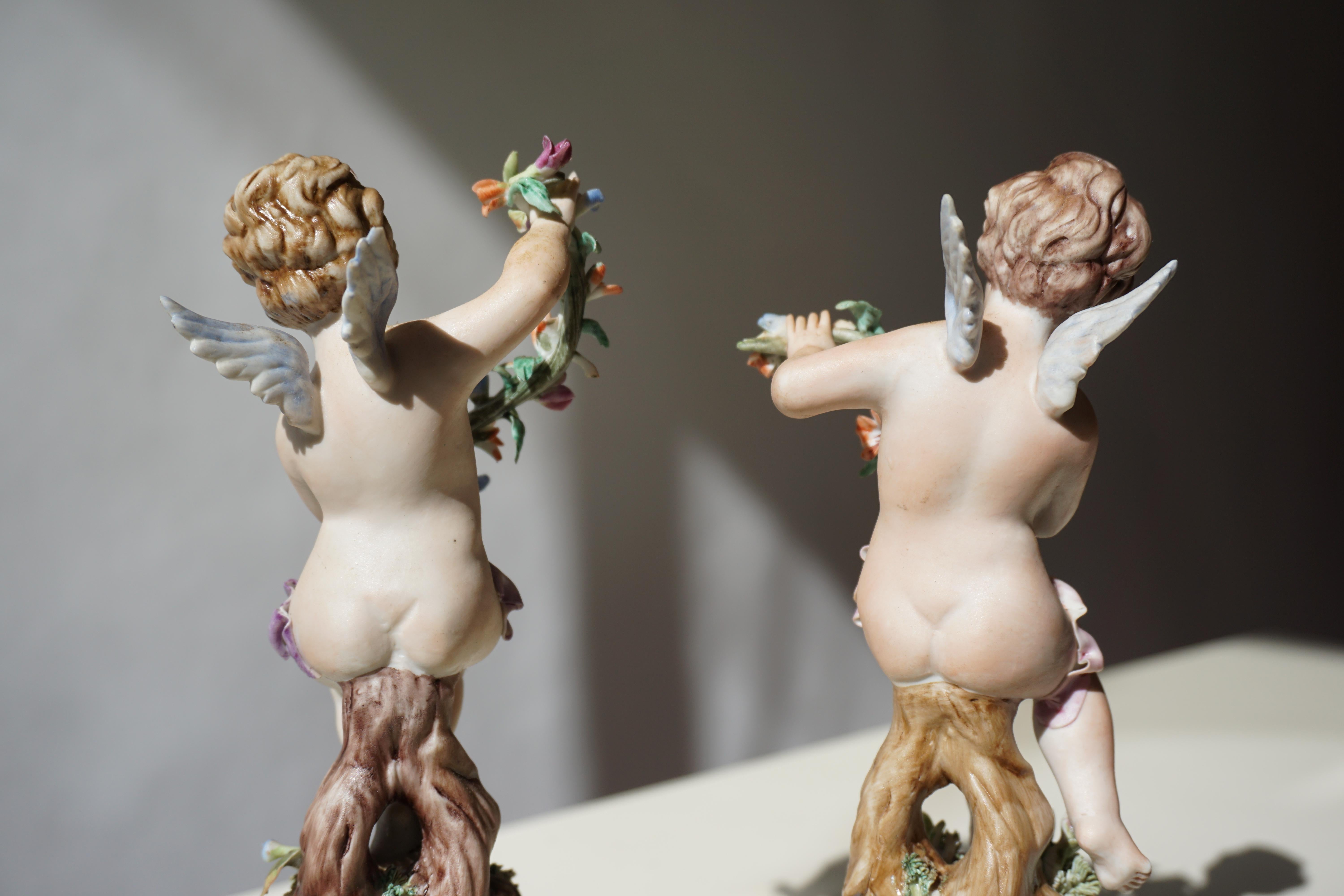 Pair of Porcelain Capodimonte Cherubs 20th Century Polychrome Putti Figures 4