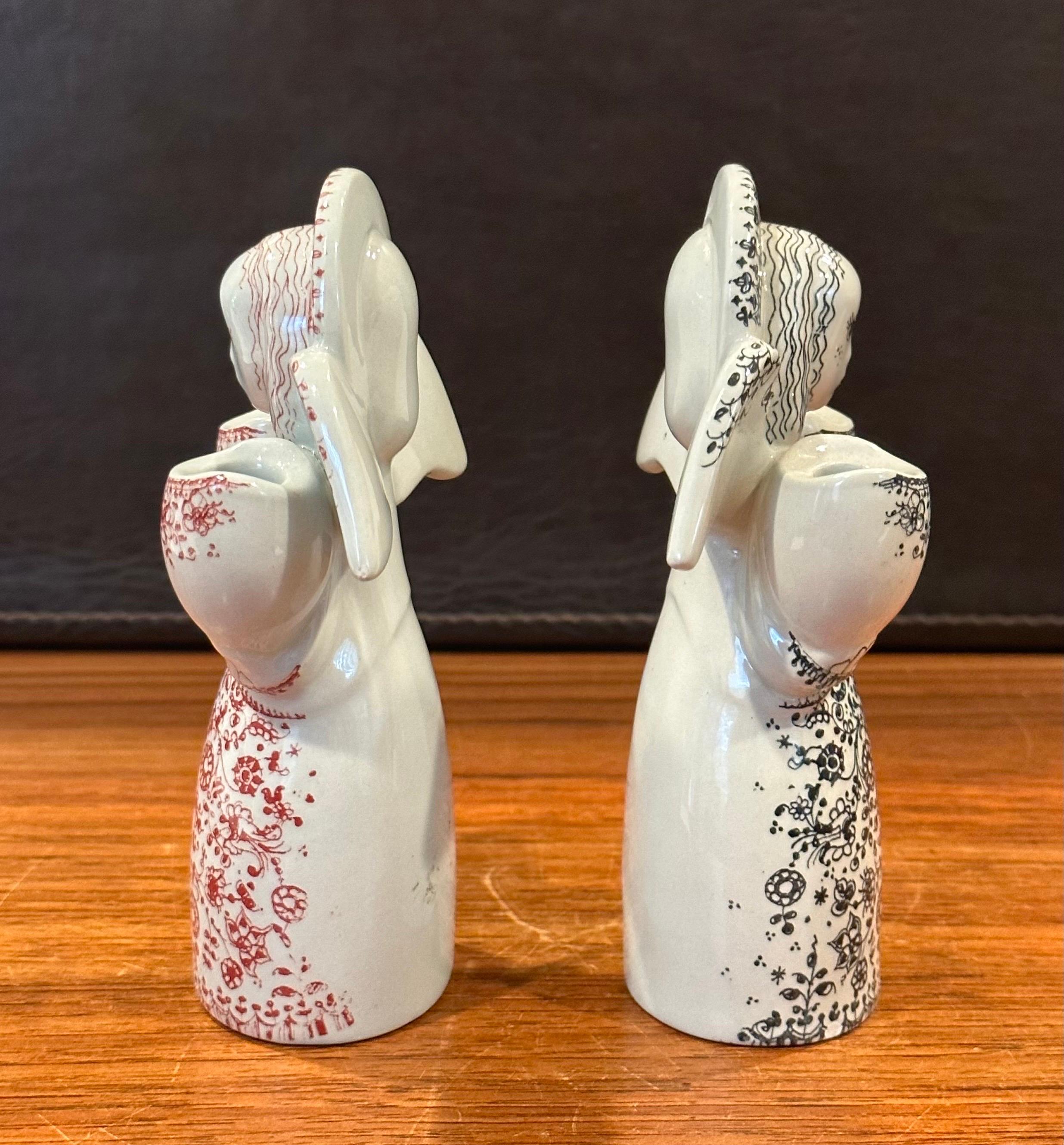 Zwei figurative Porzellanleuchter für Nymolle (Glasiert) im Angebot