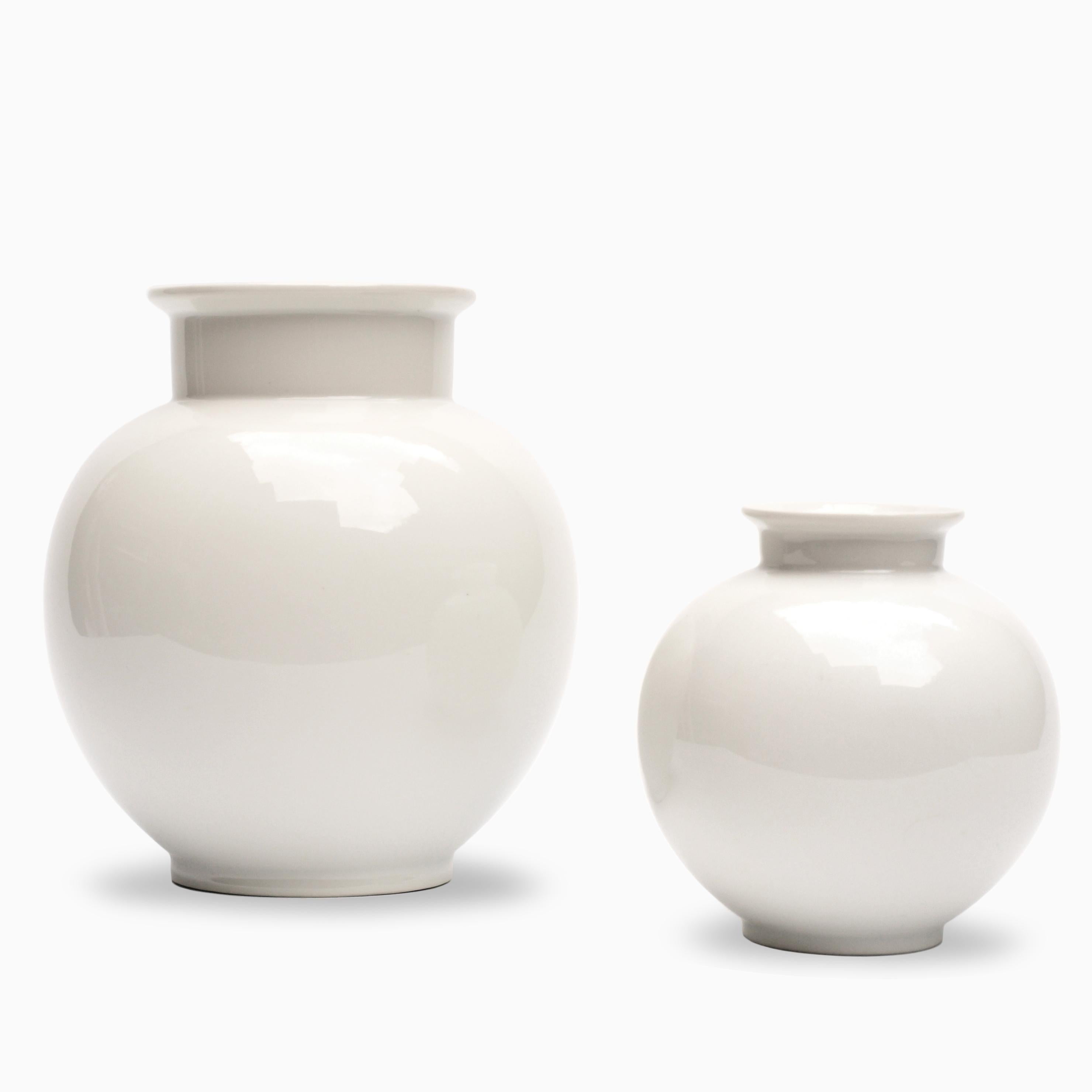 Pair of Porcelain Flower Vases by Thomas 6