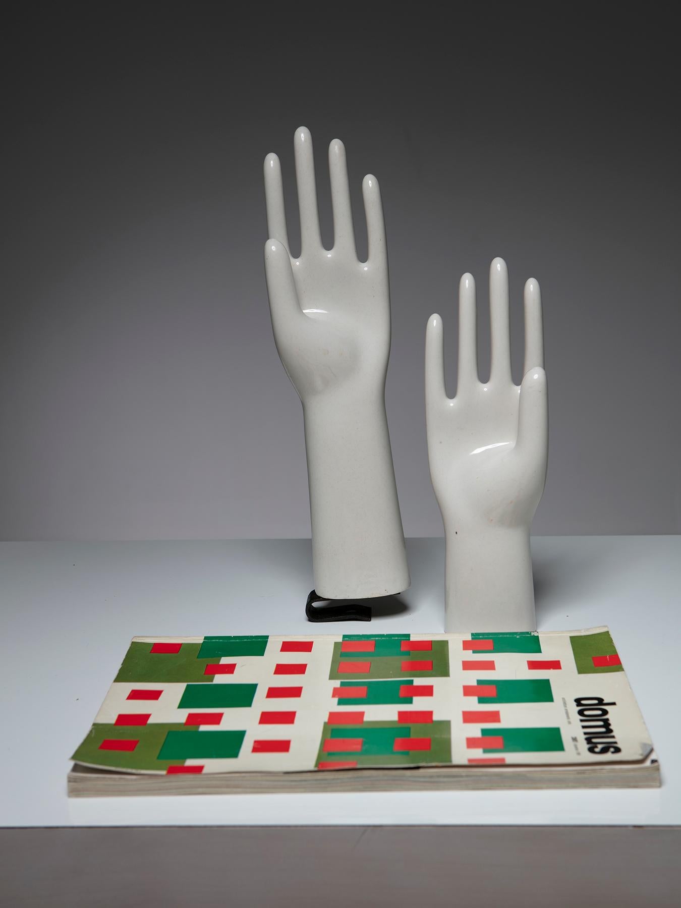 Set of Two Porcelain Glove Molds, Italy 1960s For Sale 2