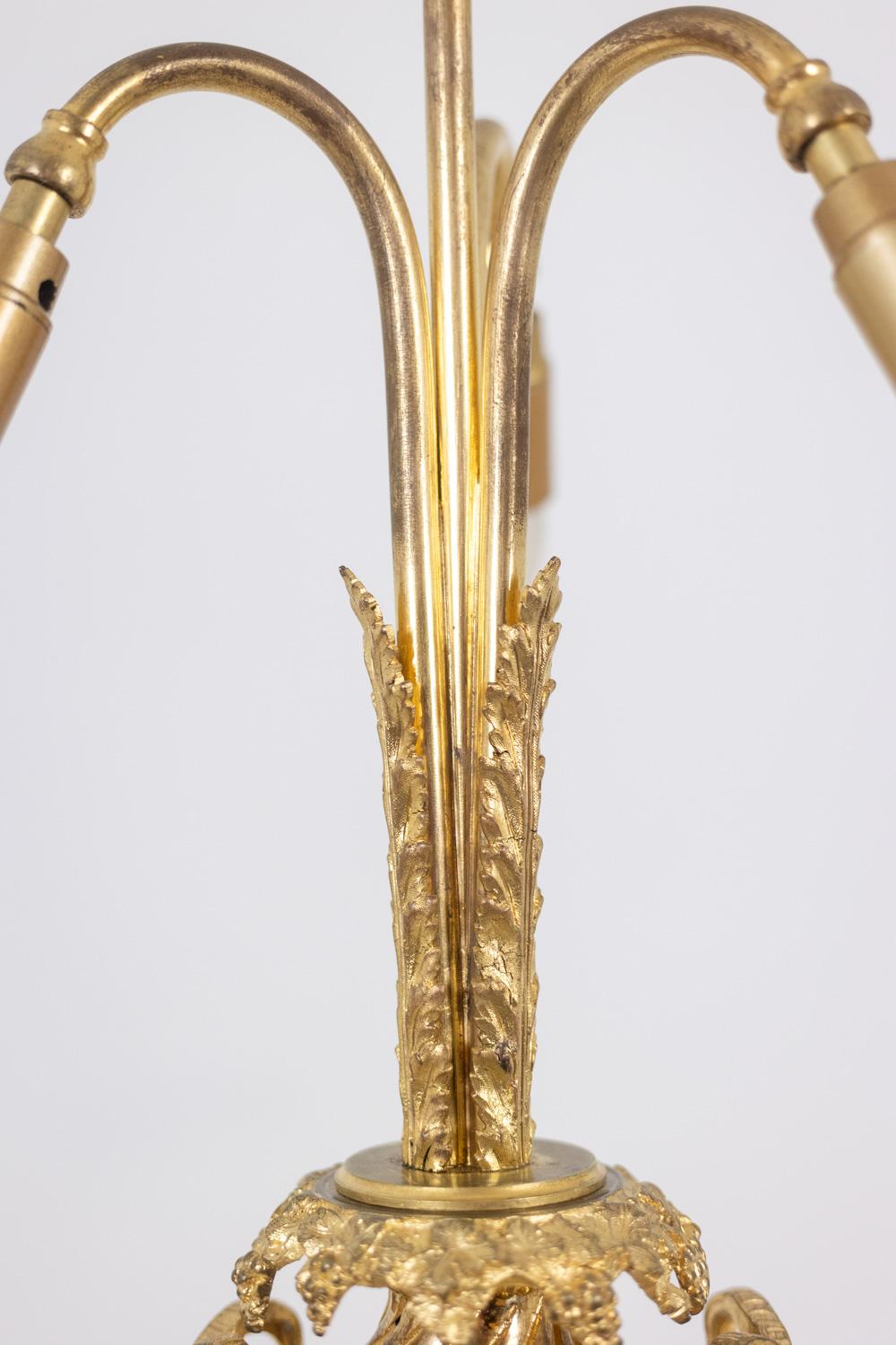Paire de lampes en porcelaine décorées de satyres en bronze. Circa 1880. Excellent état - En vente à Saint-Ouen, FR