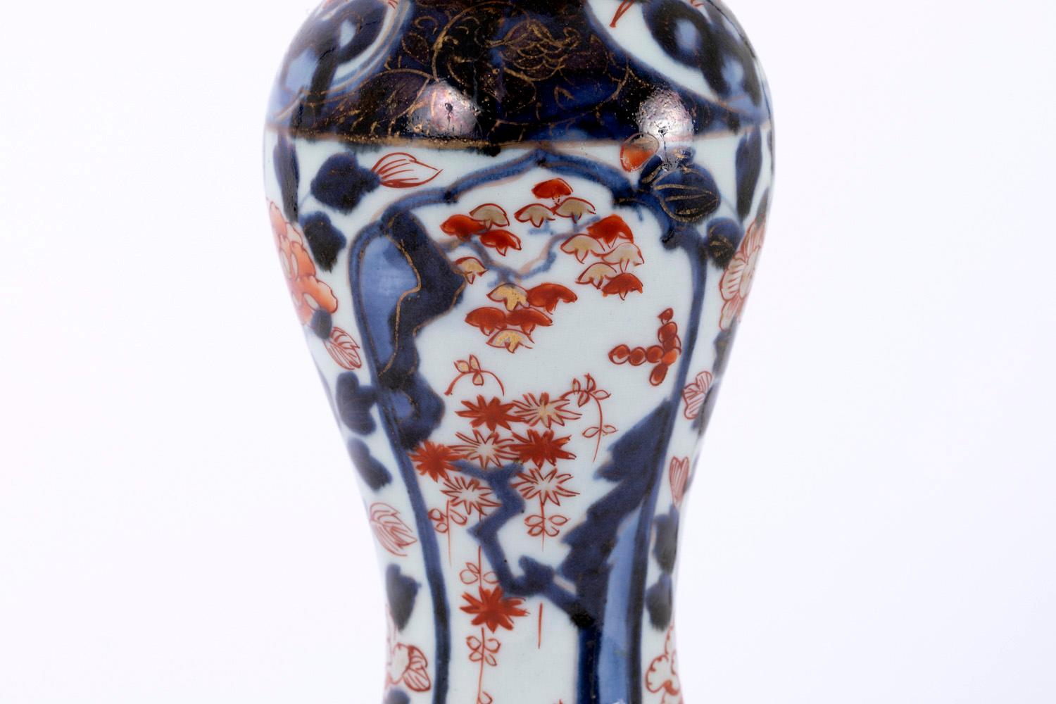 Porzellanlampen mit Imari-Dekor, spätes 19. Jahrhundert, Paar im Angebot 2