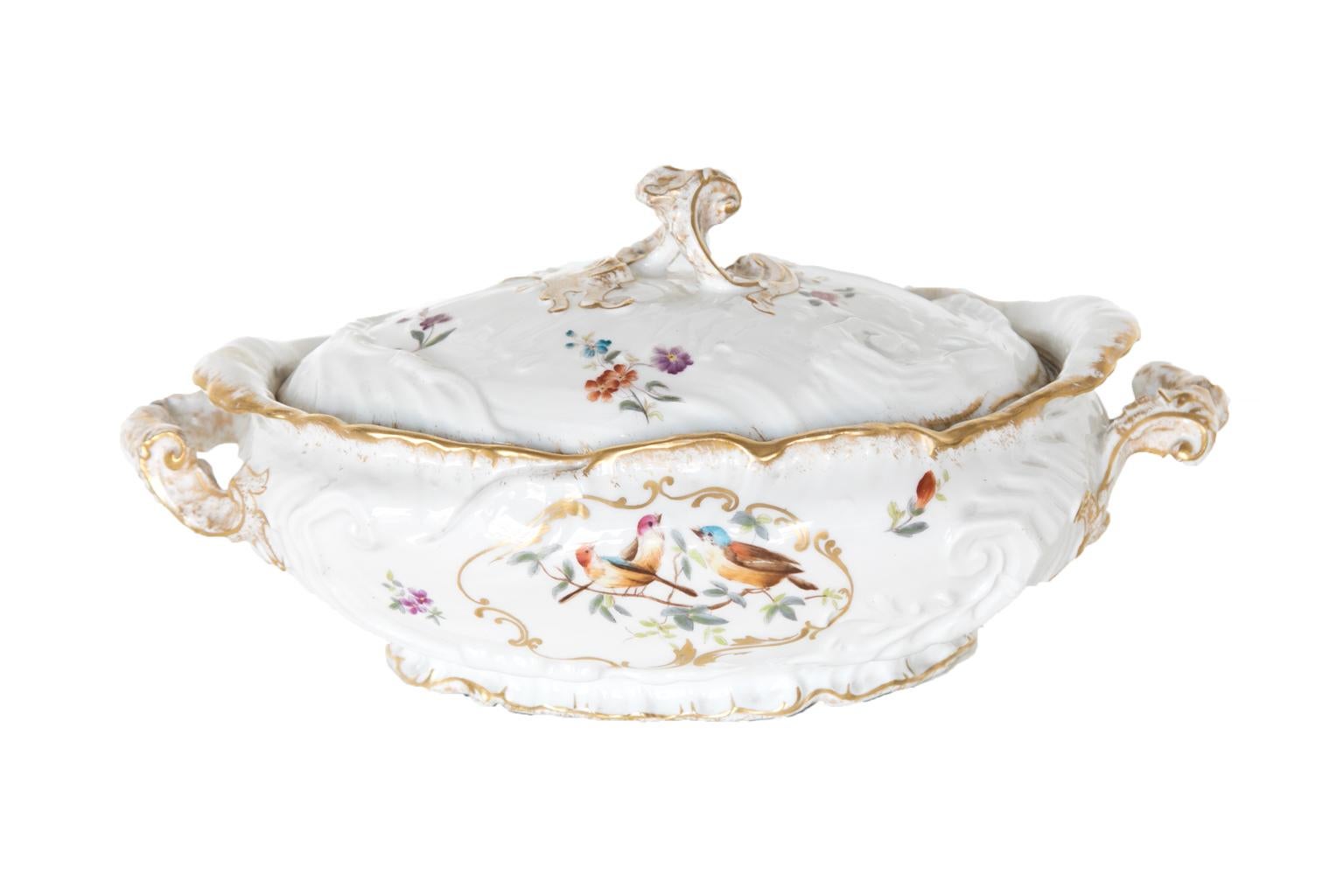 Pair of Porcelain Limoges Tureens In Good Condition For Sale In Wilson, NC