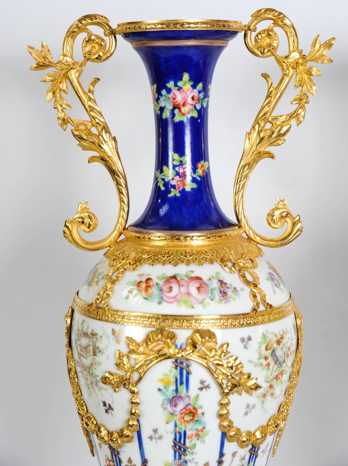 French Pair of Porcelain of Sèvres Vases For Sale