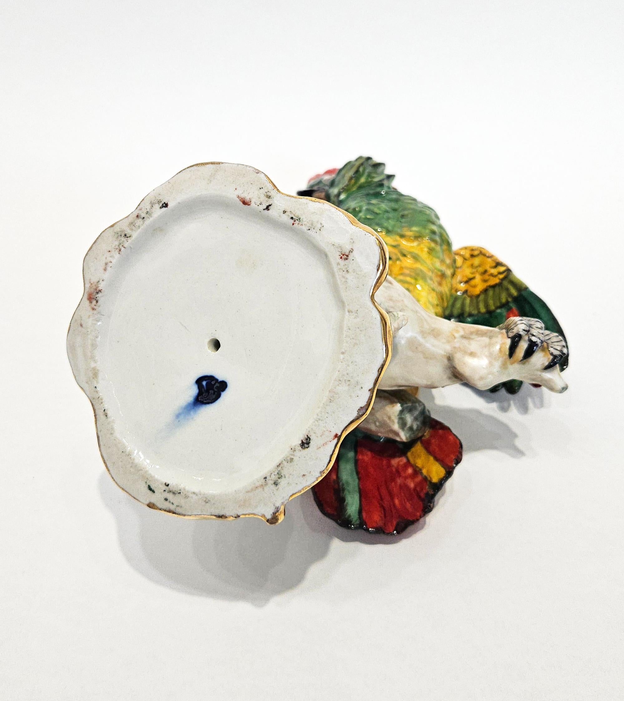Pareja de loros / cacatúas de porcelana, estilo Meissen, Alemania, c. 1920 en venta 9