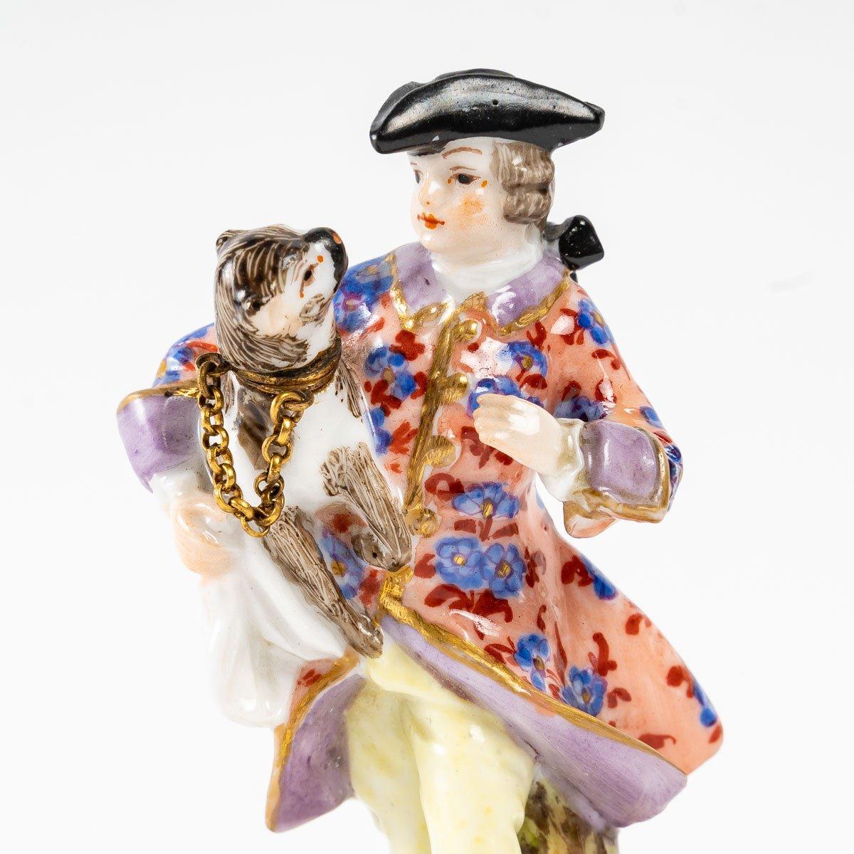 Louis XVI Paire de flacons de parfum en porcelaine en vente