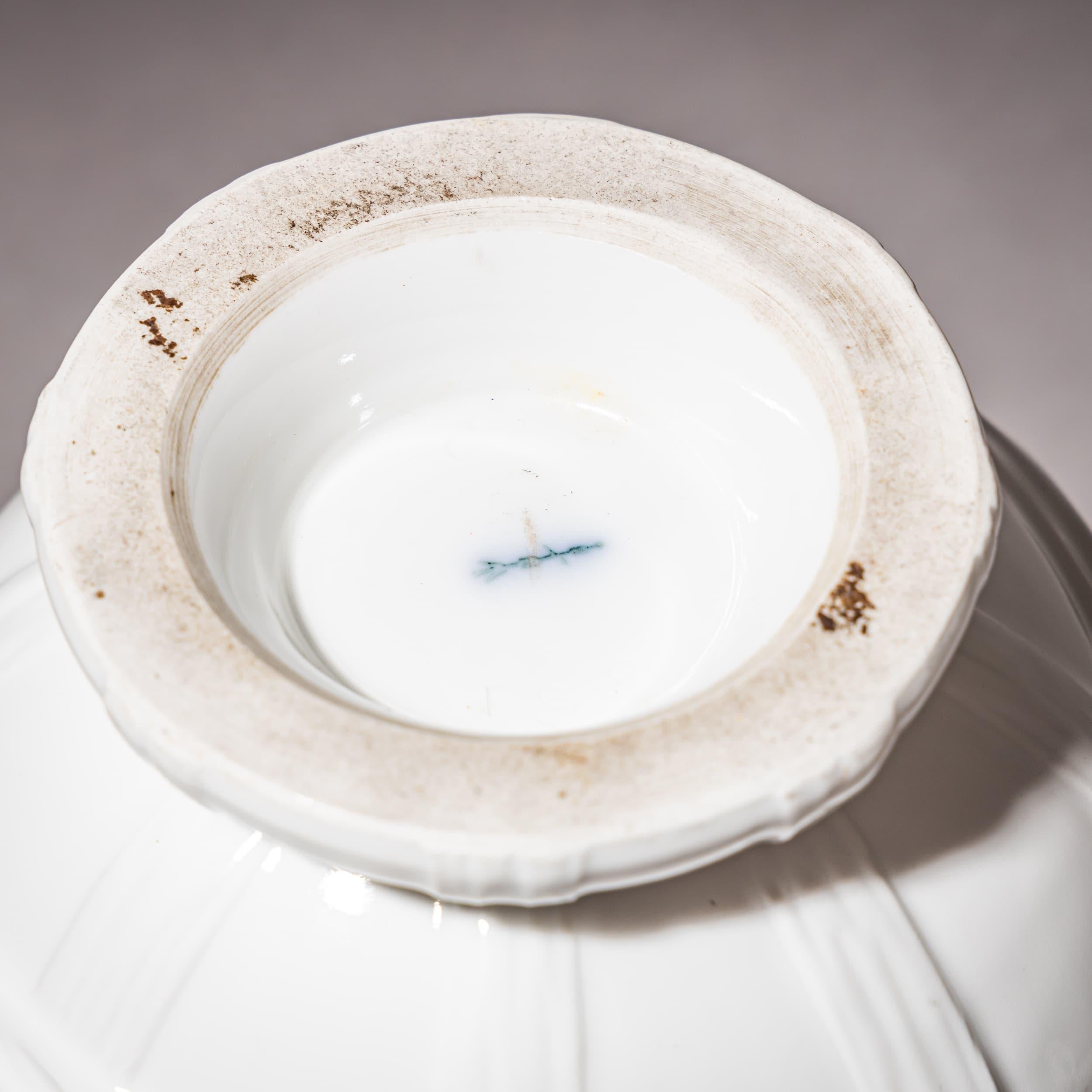 Pair of Porcelain Urns, KPM Berlin, 1990s For Sale 2