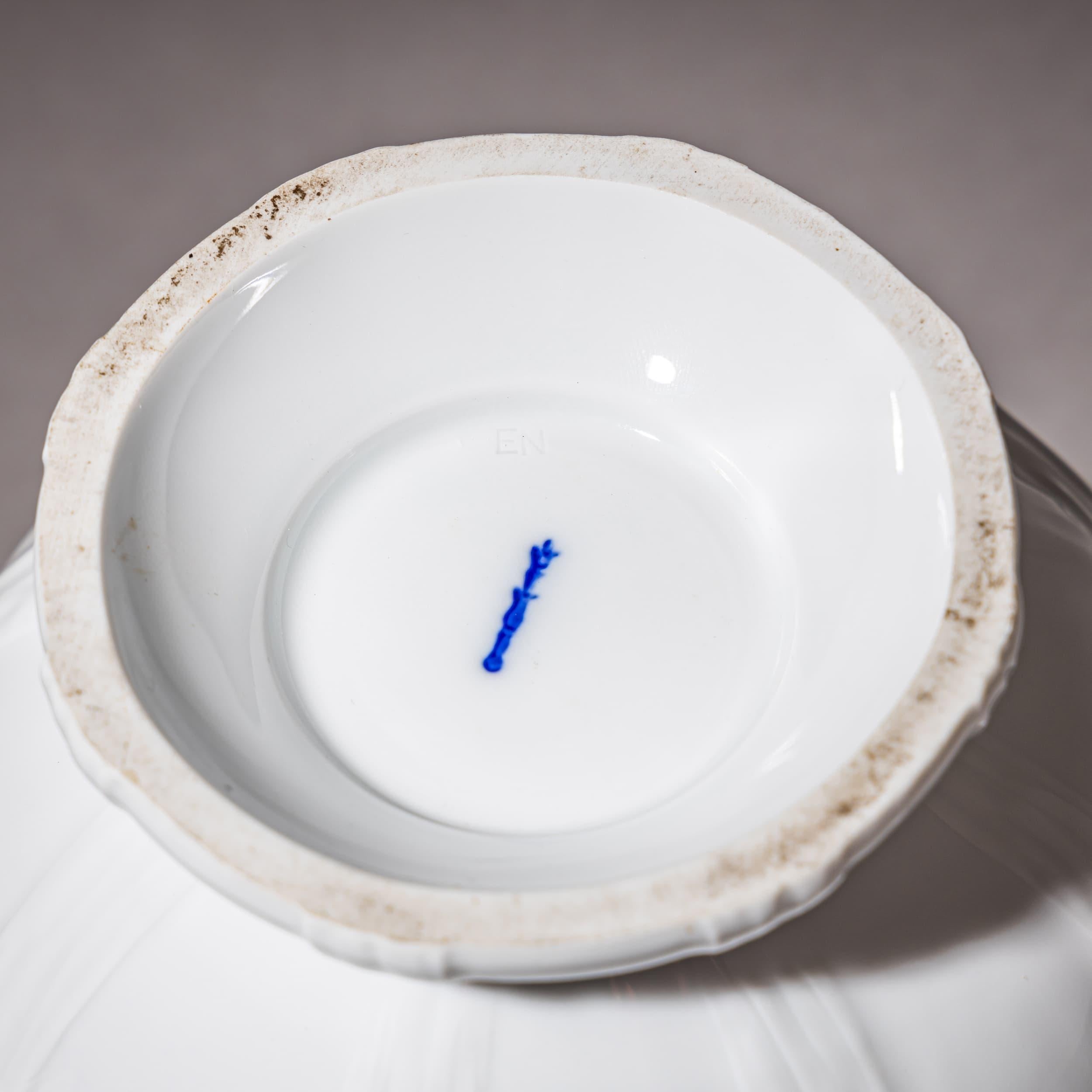 Pair of Porcelain Urns, KPM Berlin, 1990s For Sale 3