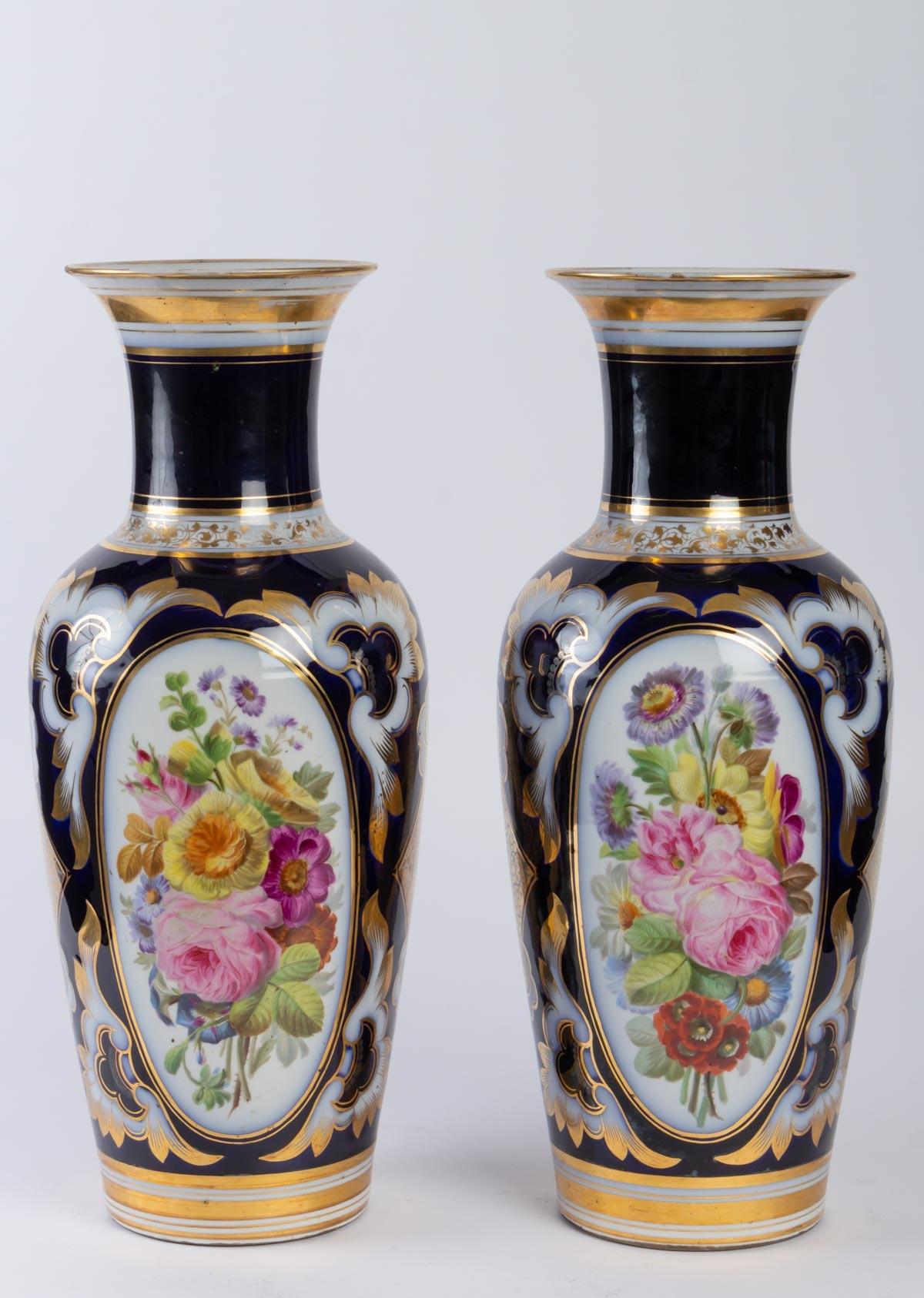 French Pair of Porcelain Vases from Paris, 19th Century, Napoleon III 