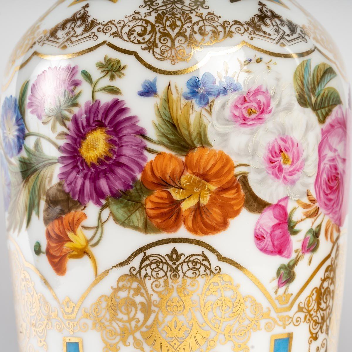 Napoleon III Pair of Porcelain Vases, Late 19th Century For Sale