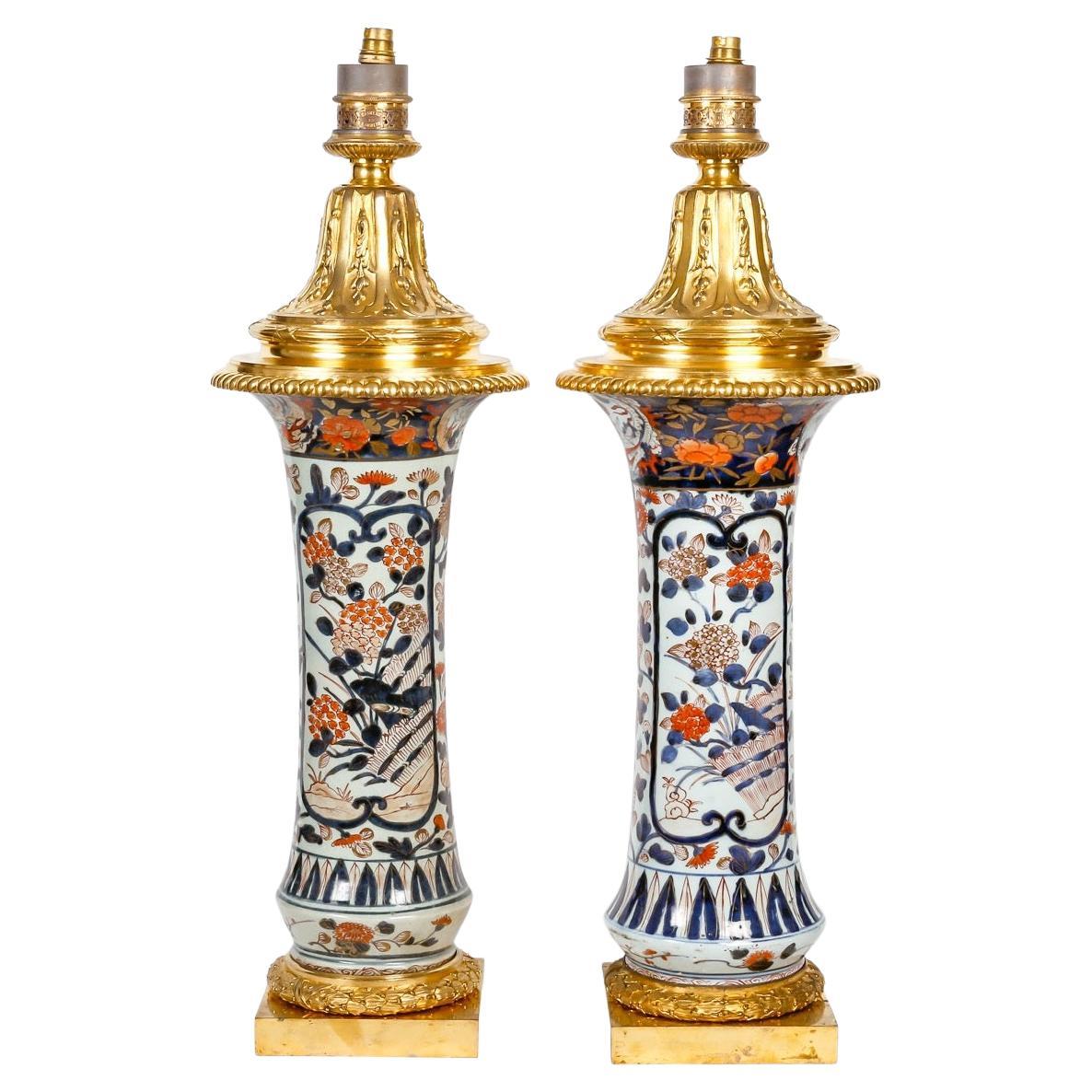 Paar Porzellanvasen mit Goldbronze-Montierung in Lampen von Gagneau Paris  XIX. Jahrhundert