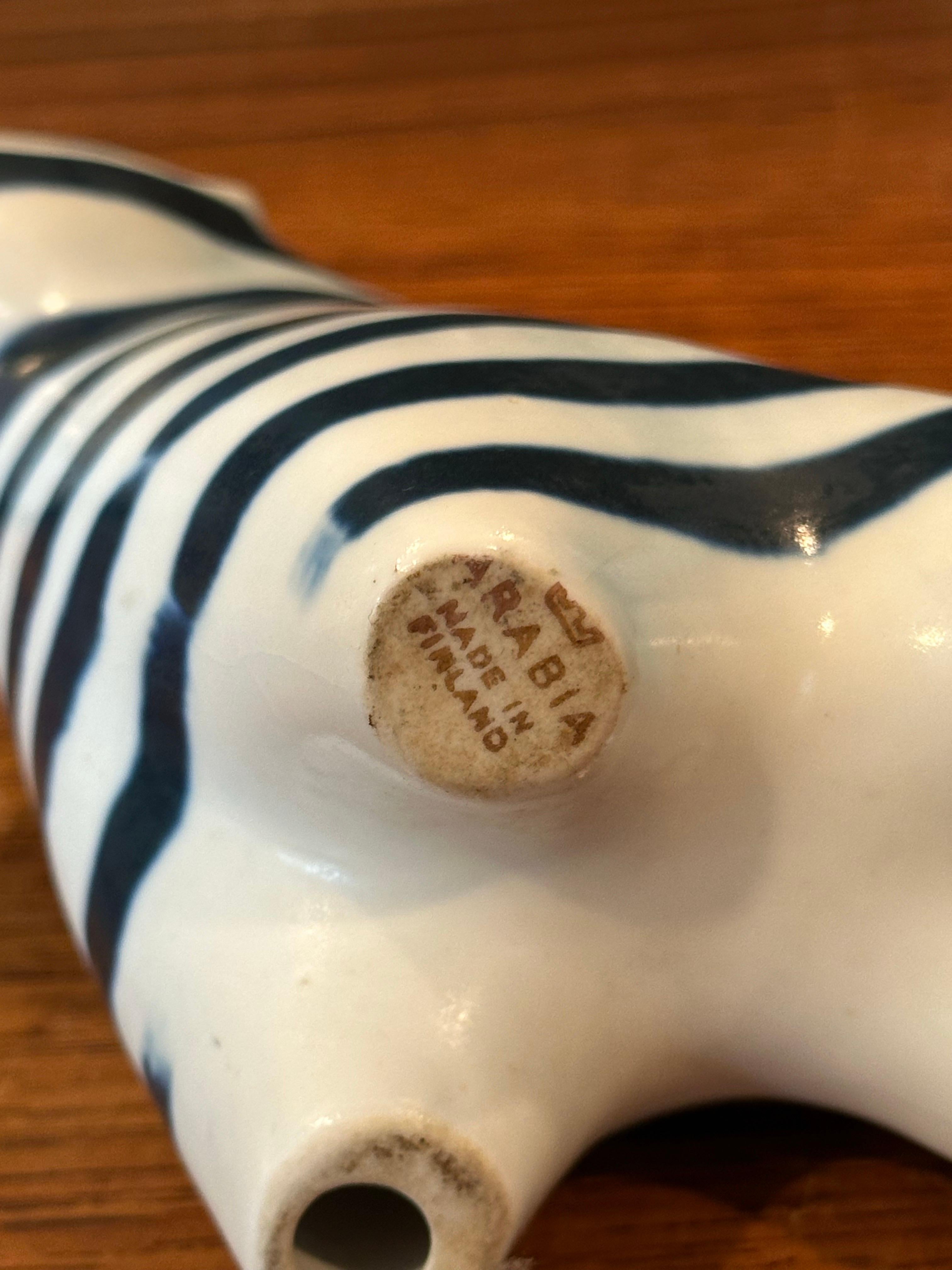 Coppia di sculture di Zebra in porcellana di Taisto Kaassinenv per Arabia of Finland in vendita 9