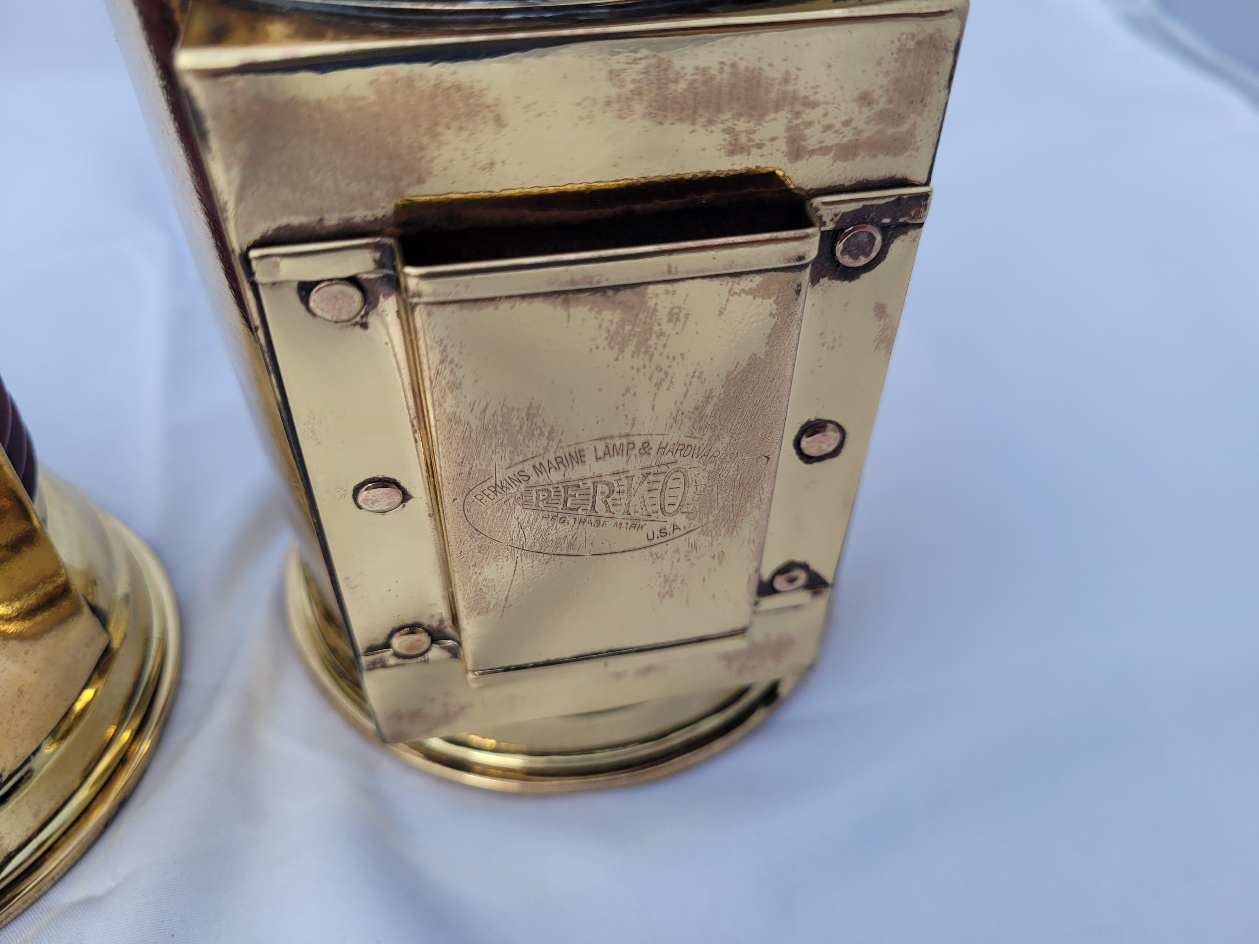 Pair of Port and Starboard Boat Lanterns For Sale 5