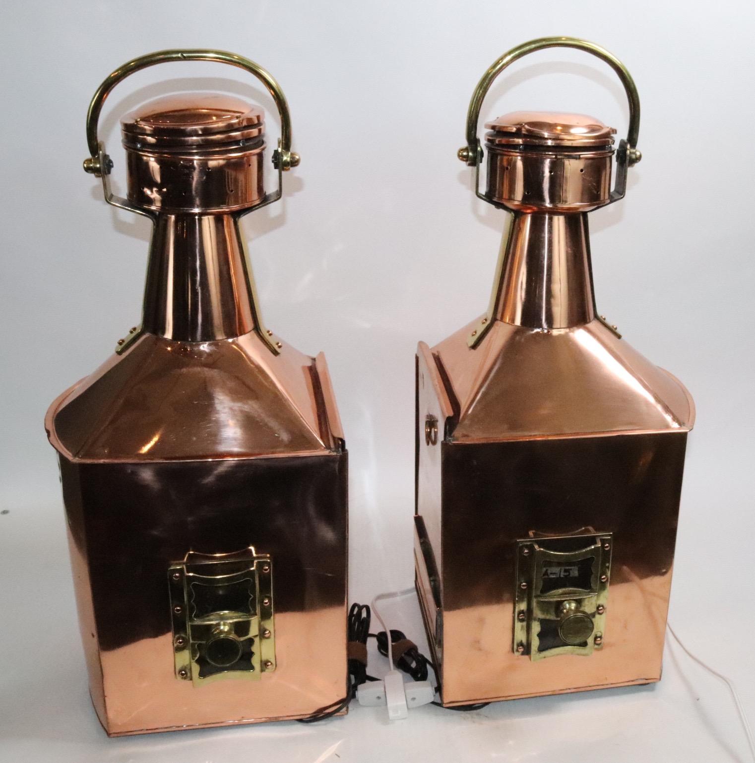 Pair of Port and Starboard Ships Lanterns For Sale 2